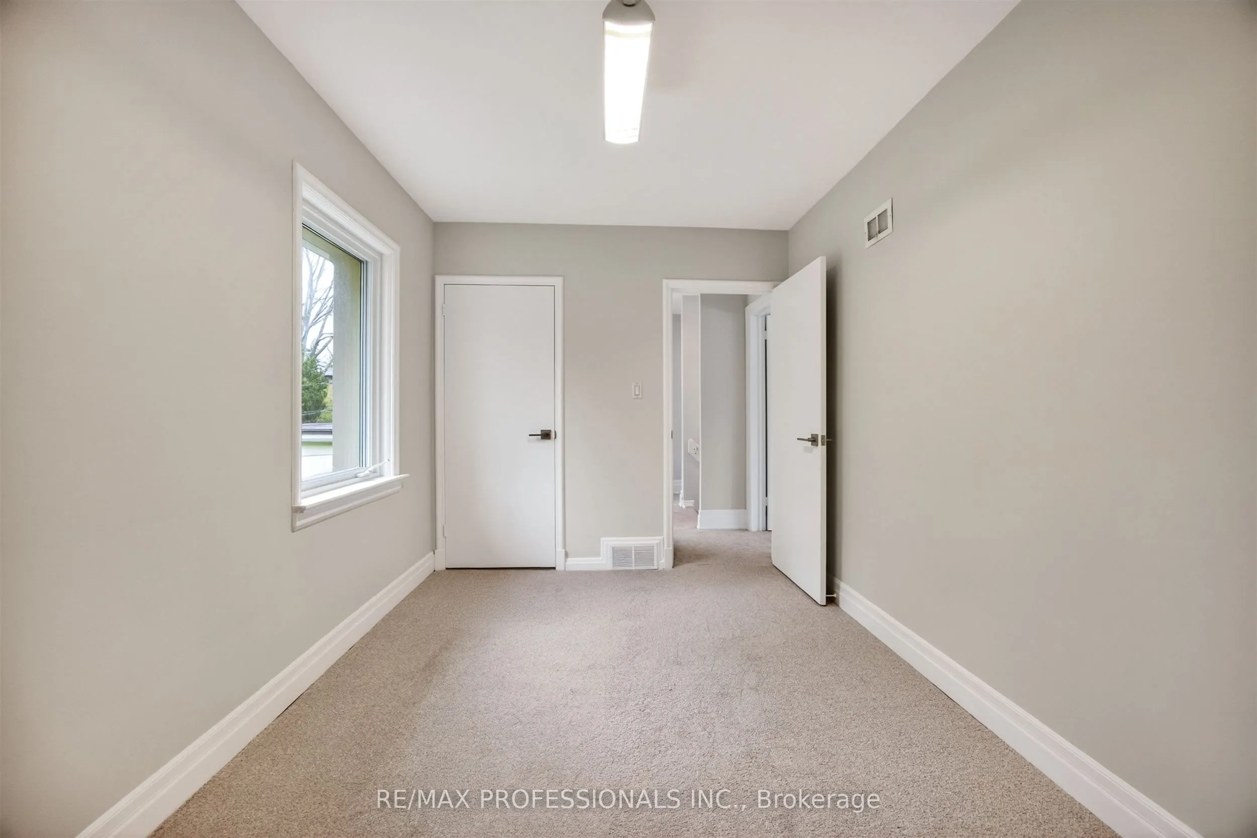 27 Nottingham Drive