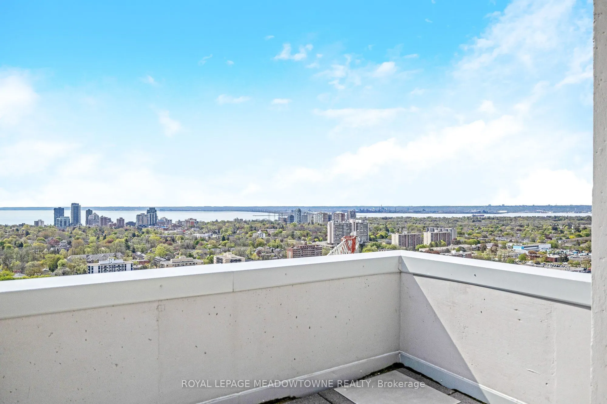 2093 Fairview Street #1902