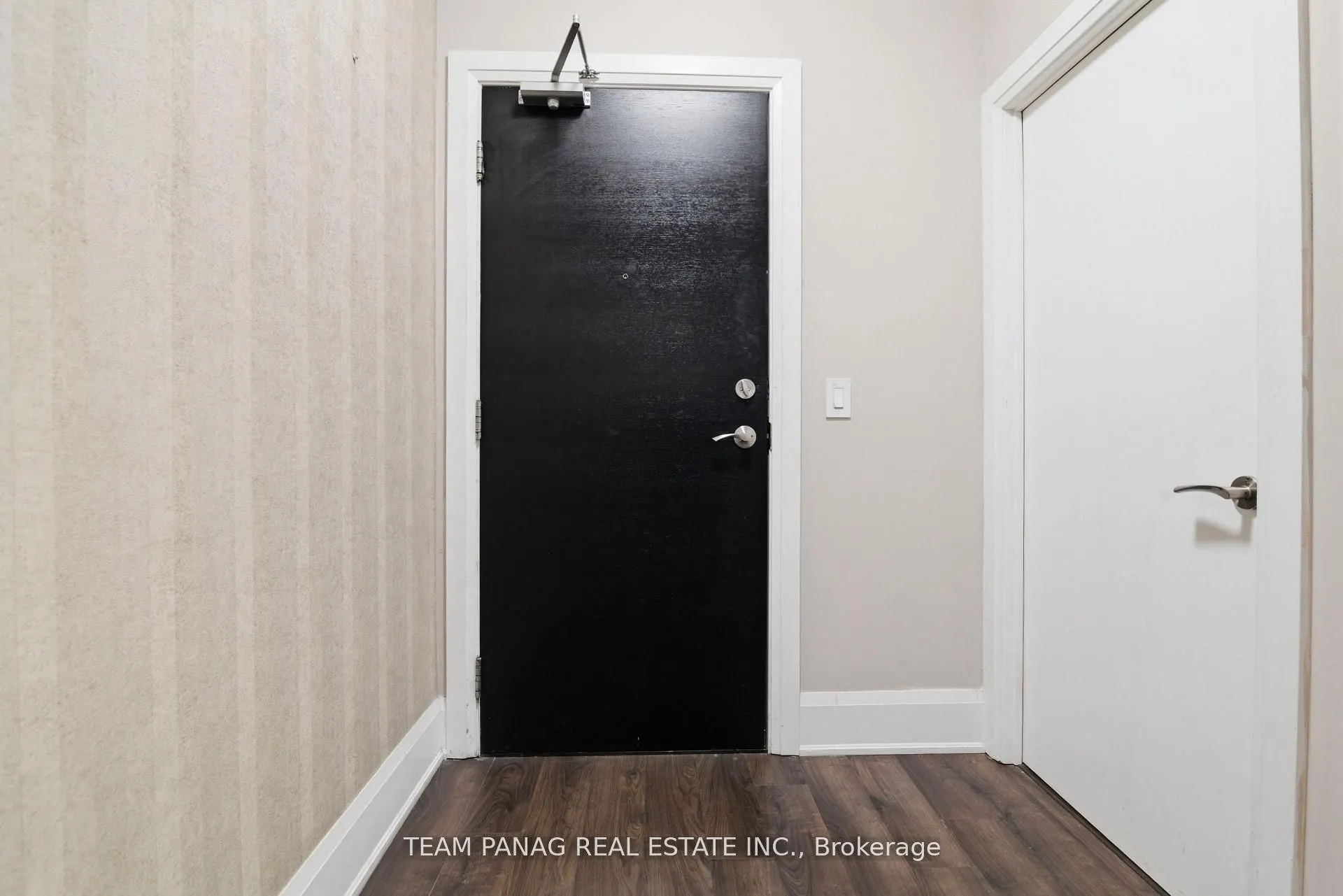 45 Yorkland Boulevard #209