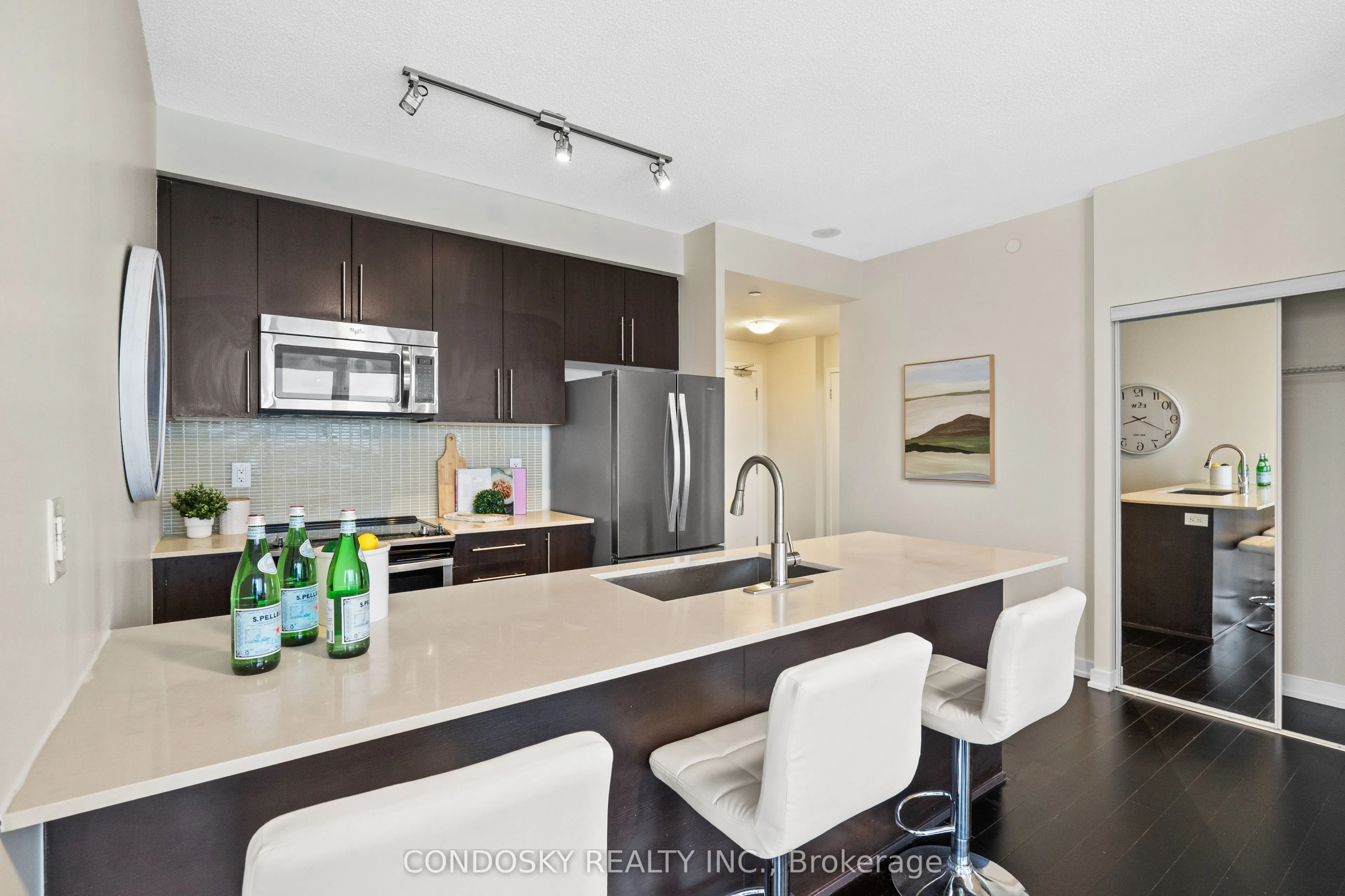 510 Curran Place #4109