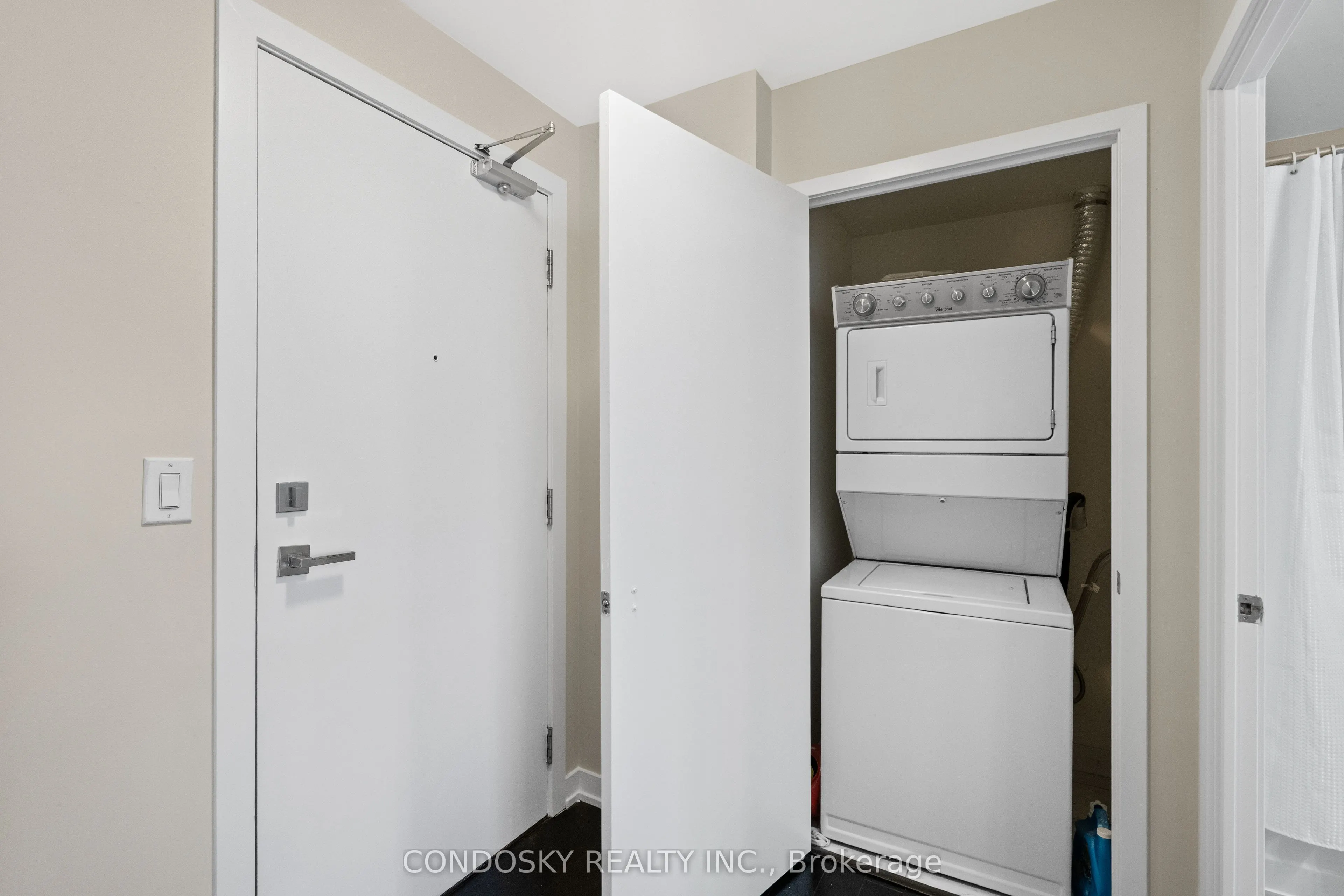 510 Curran Place #4109