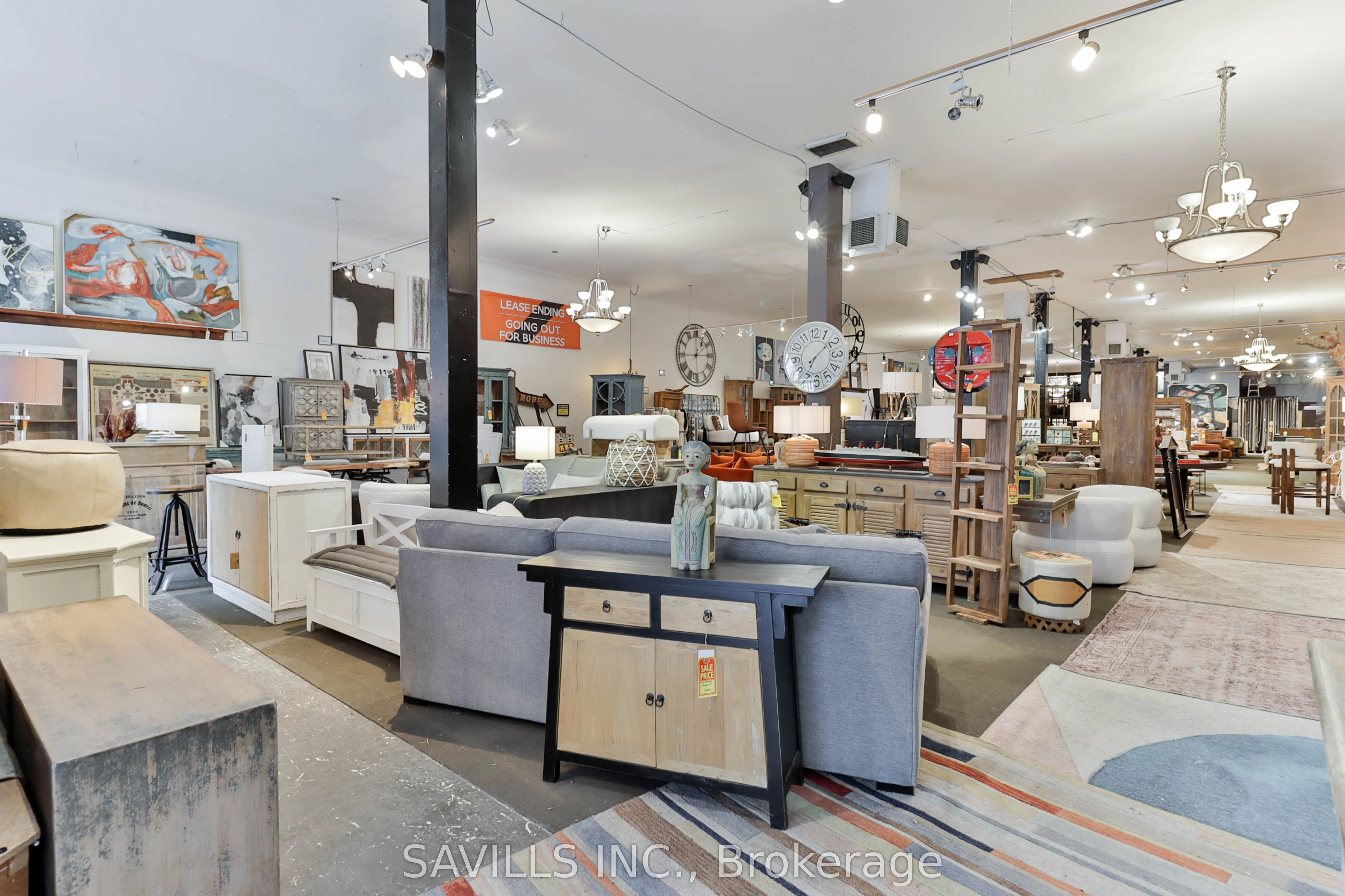 2884-2886 Dundas Street W