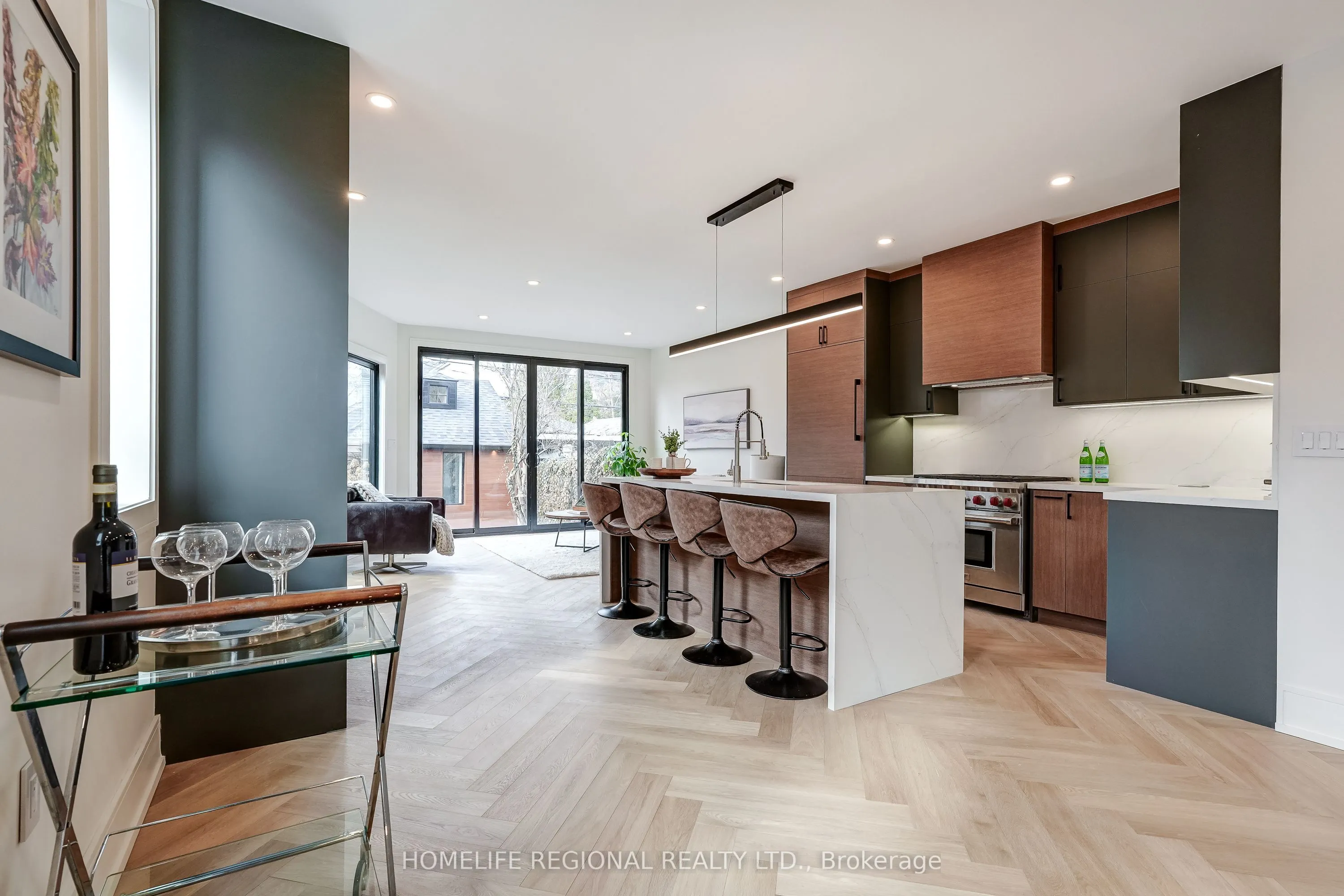 12 Macdonell Avenue