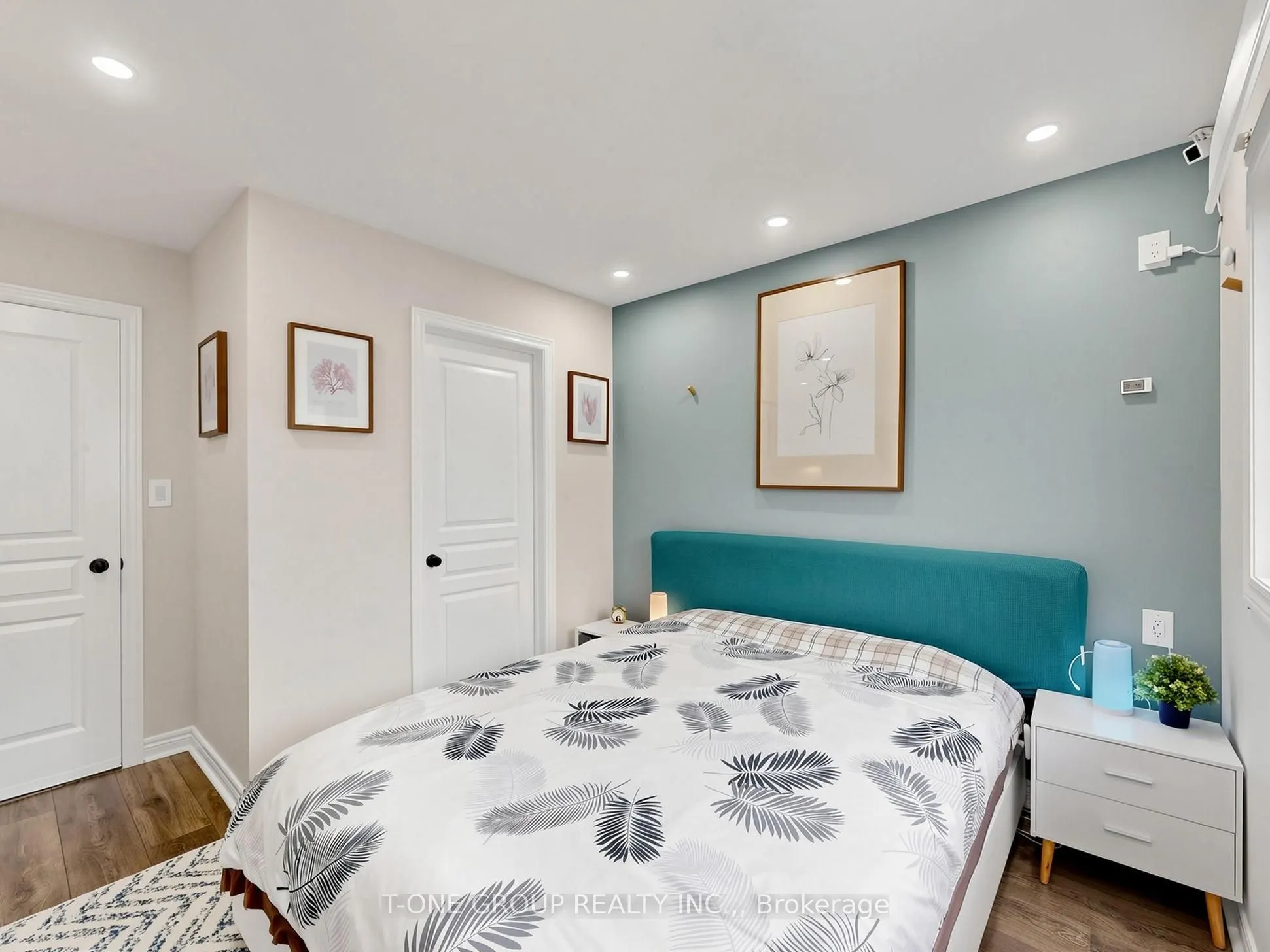 685 Rowley Common