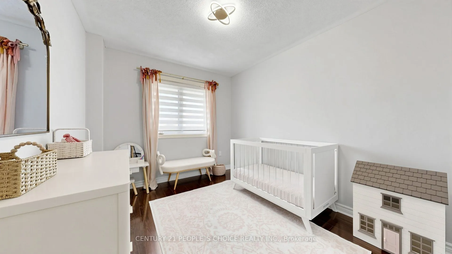3 Manorwood Court