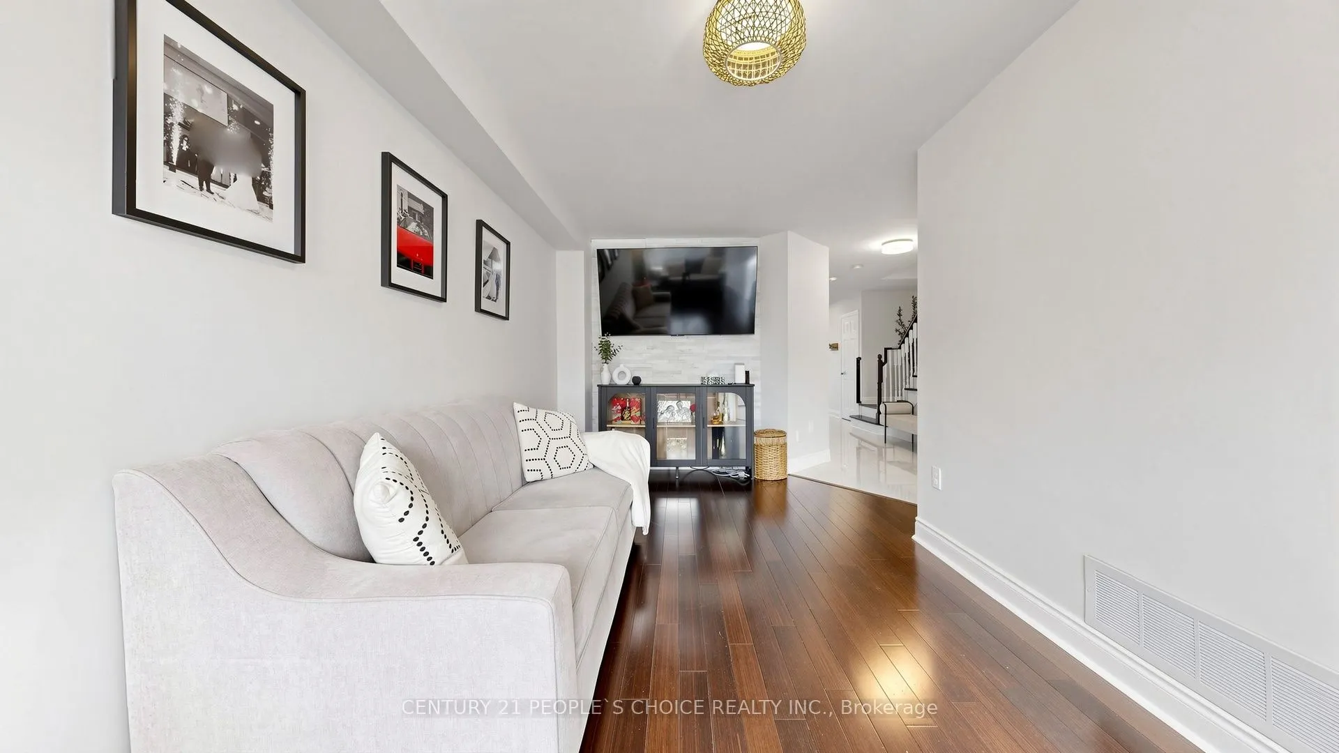3 Manorwood Court