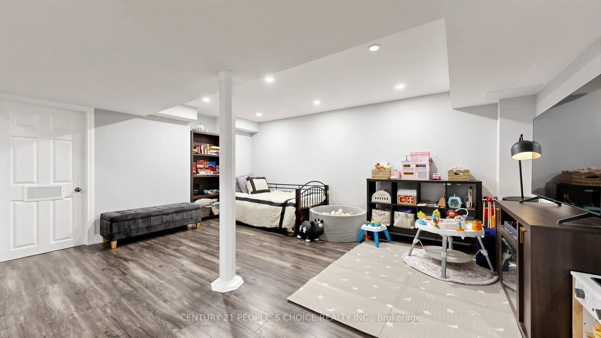 3 Manorwood Court