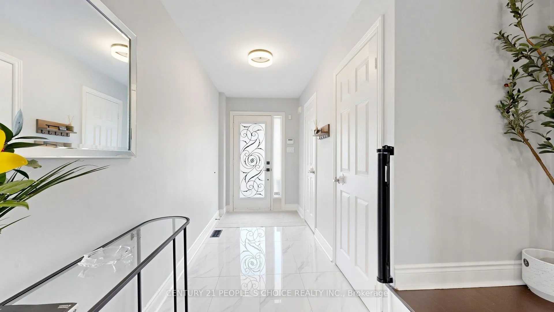 3 Manorwood Court