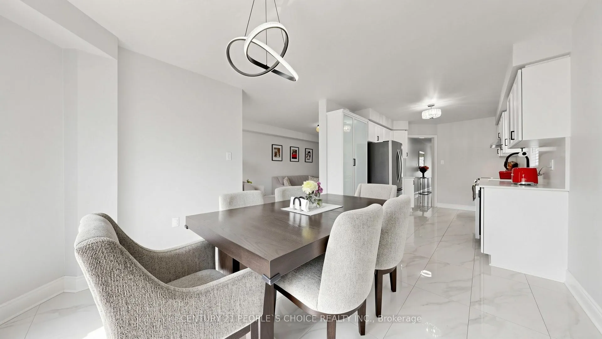 3 Manorwood Court