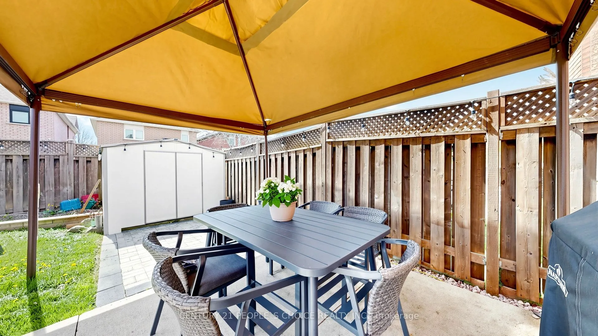 3 Manorwood Court