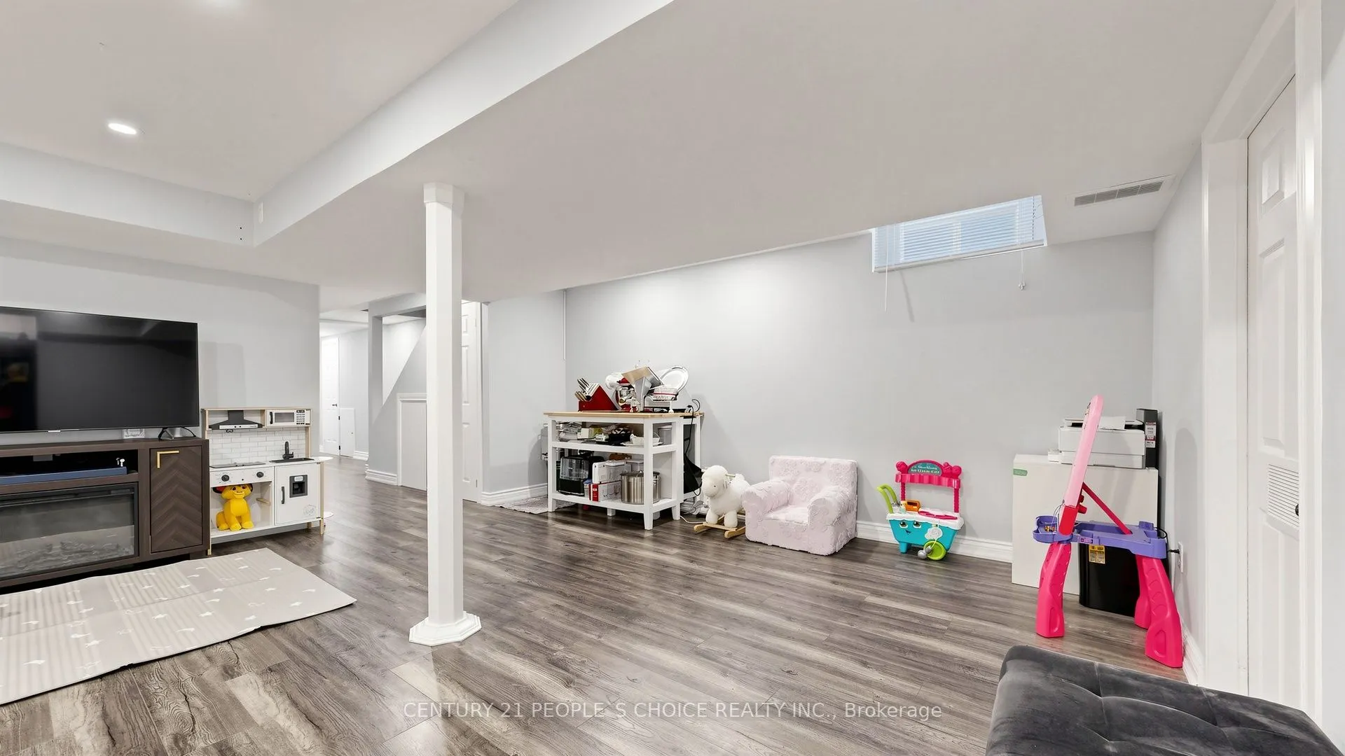 3 Manorwood Court