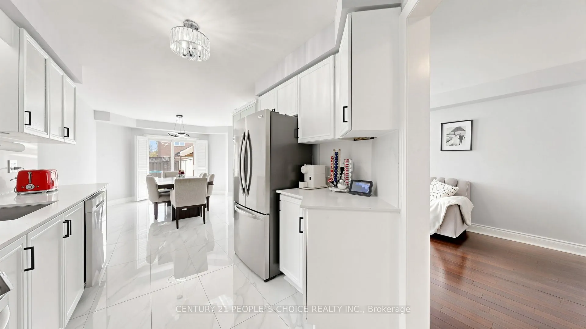 3 Manorwood Court