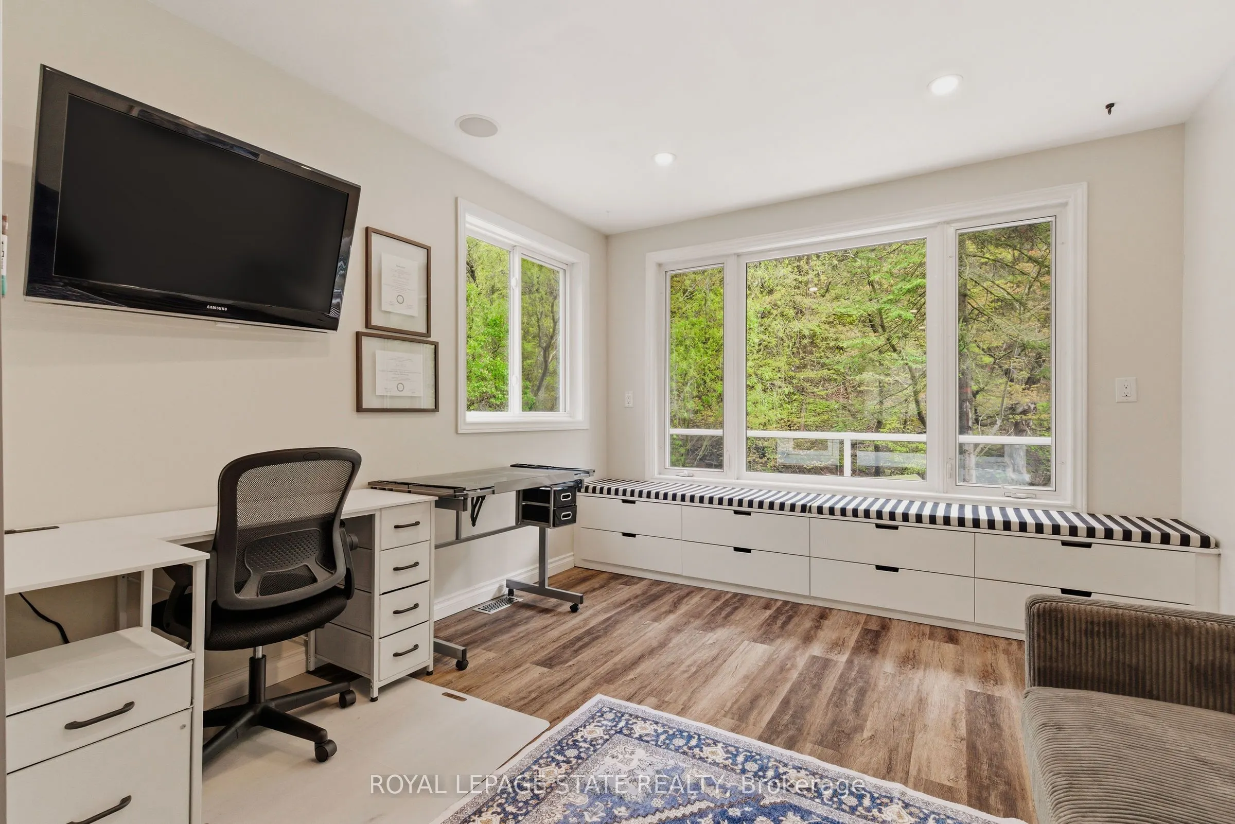 1262 Hidden Valley Road