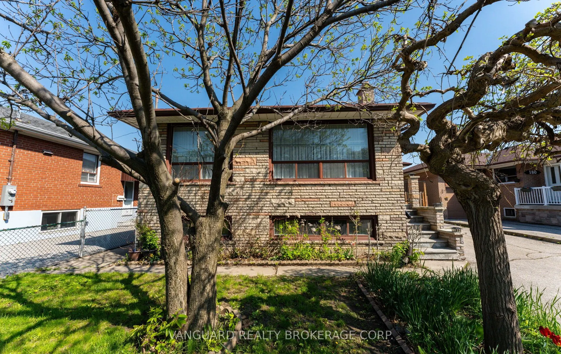 182 Dixon Road