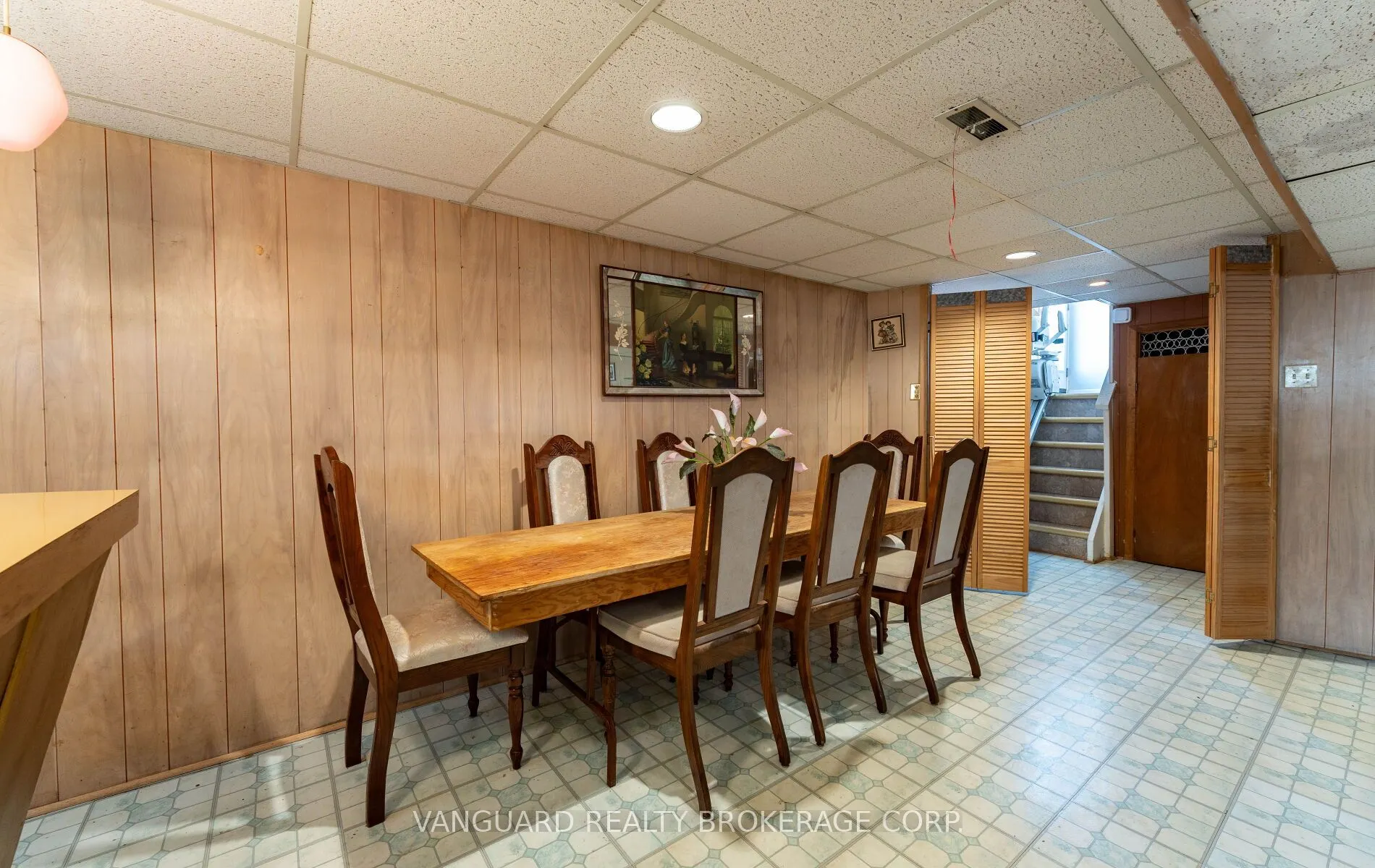 182 Dixon Road