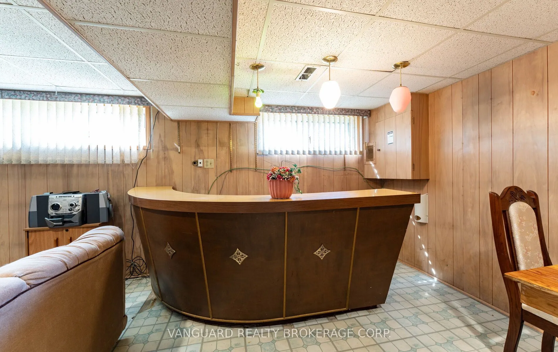 182 Dixon Road