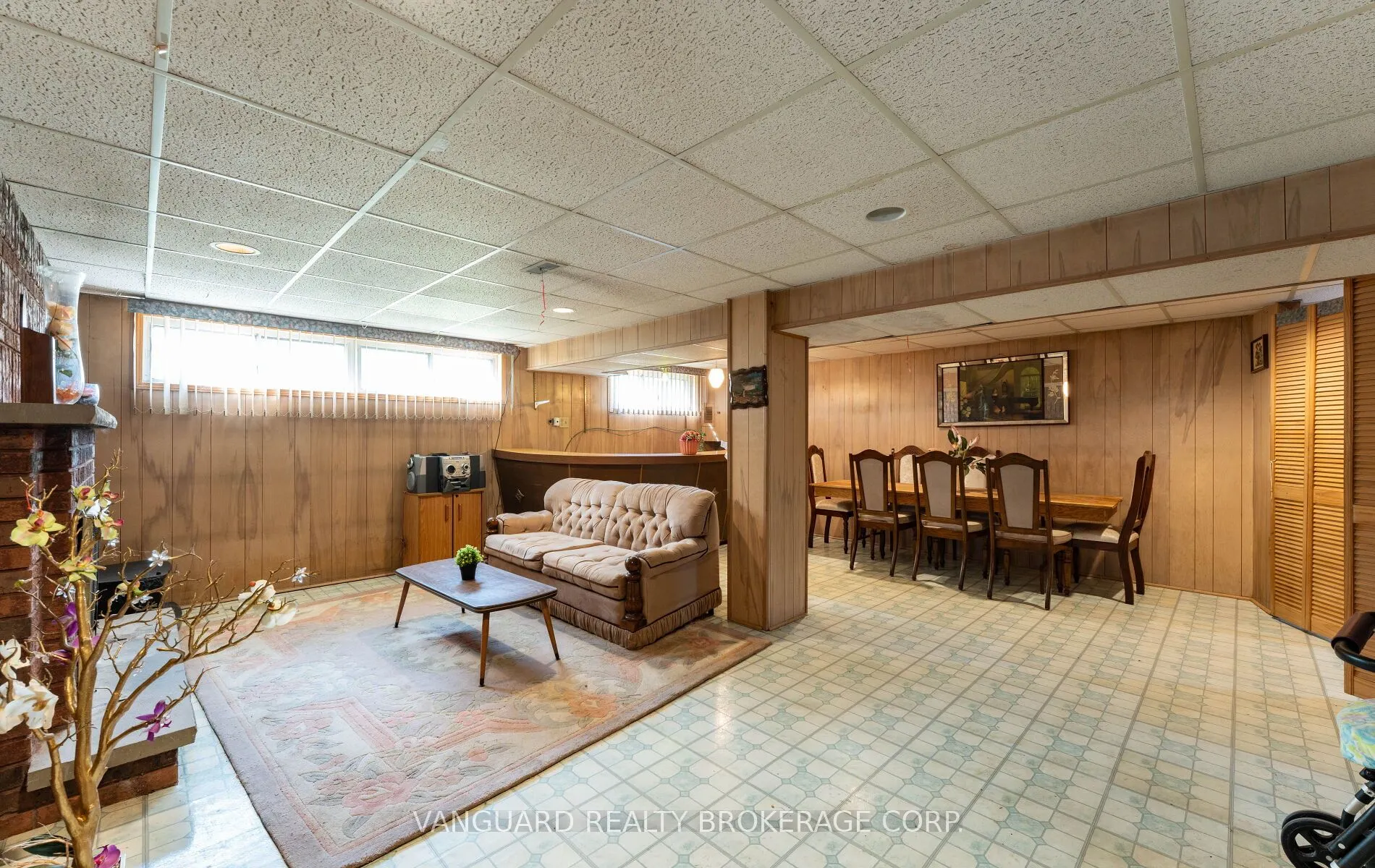 182 Dixon Road
