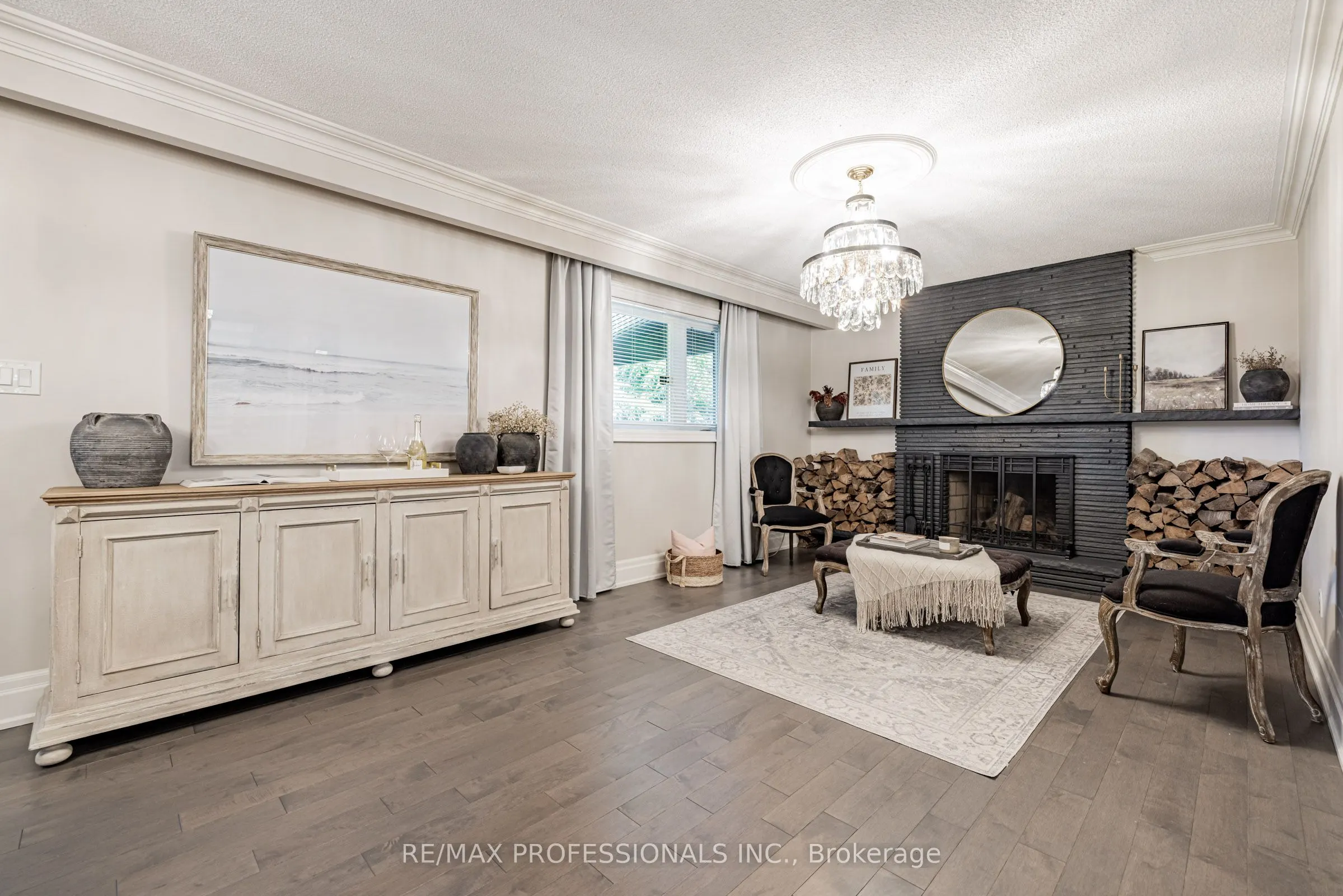 182 Gracefield Avenue