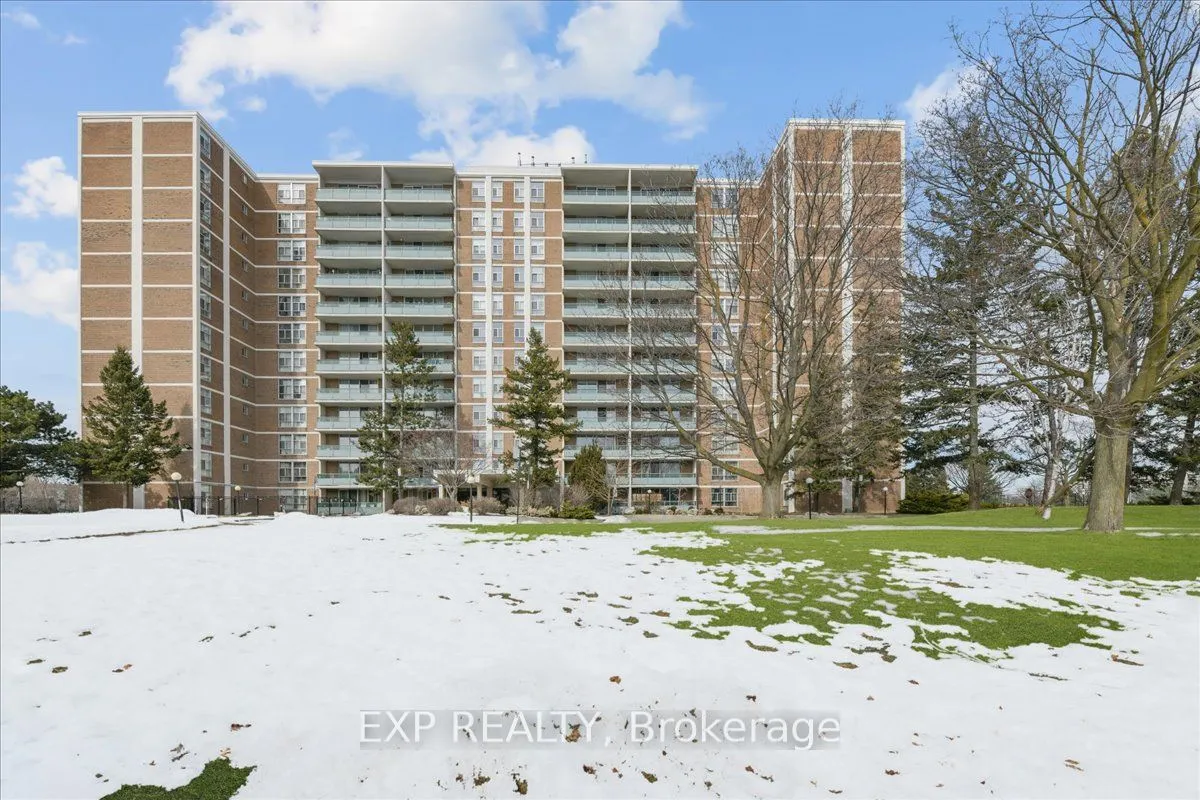 44 Longbourne Drive #412