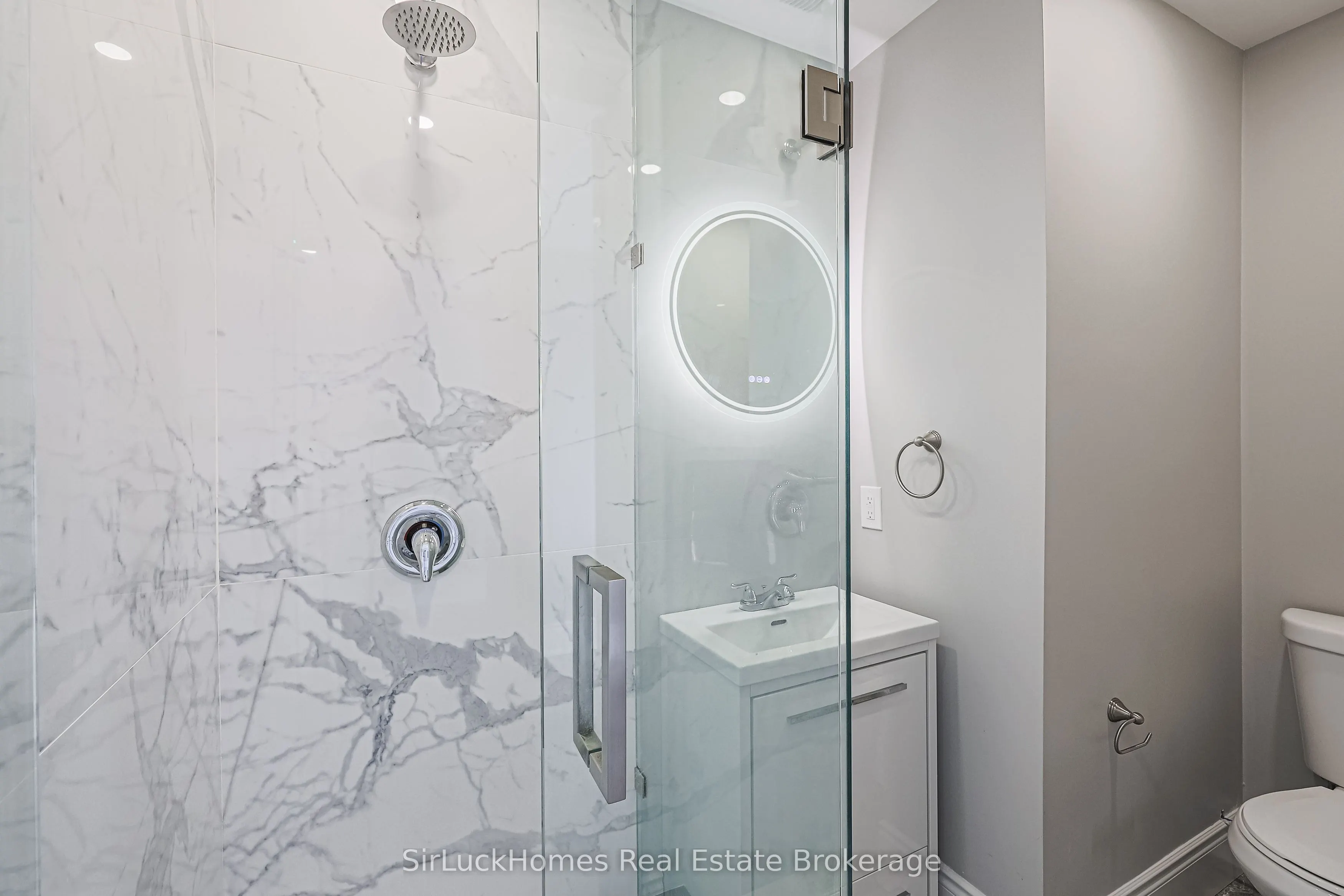 250 Richvale Drive S #22