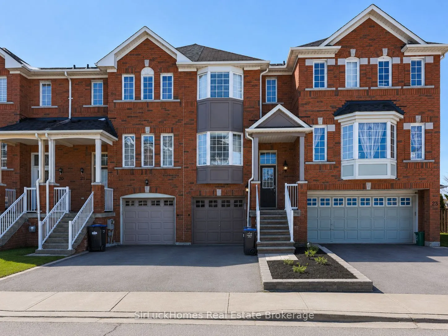 250 Richvale Drive S #22