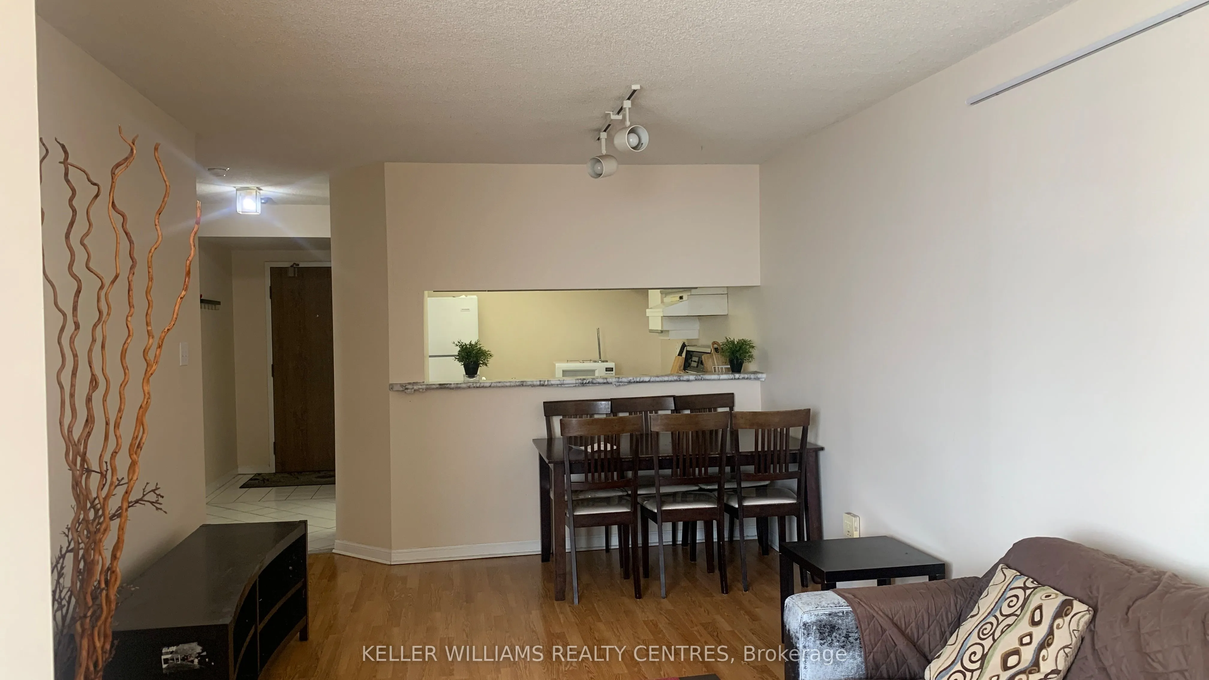 550 Webb Drive #1806