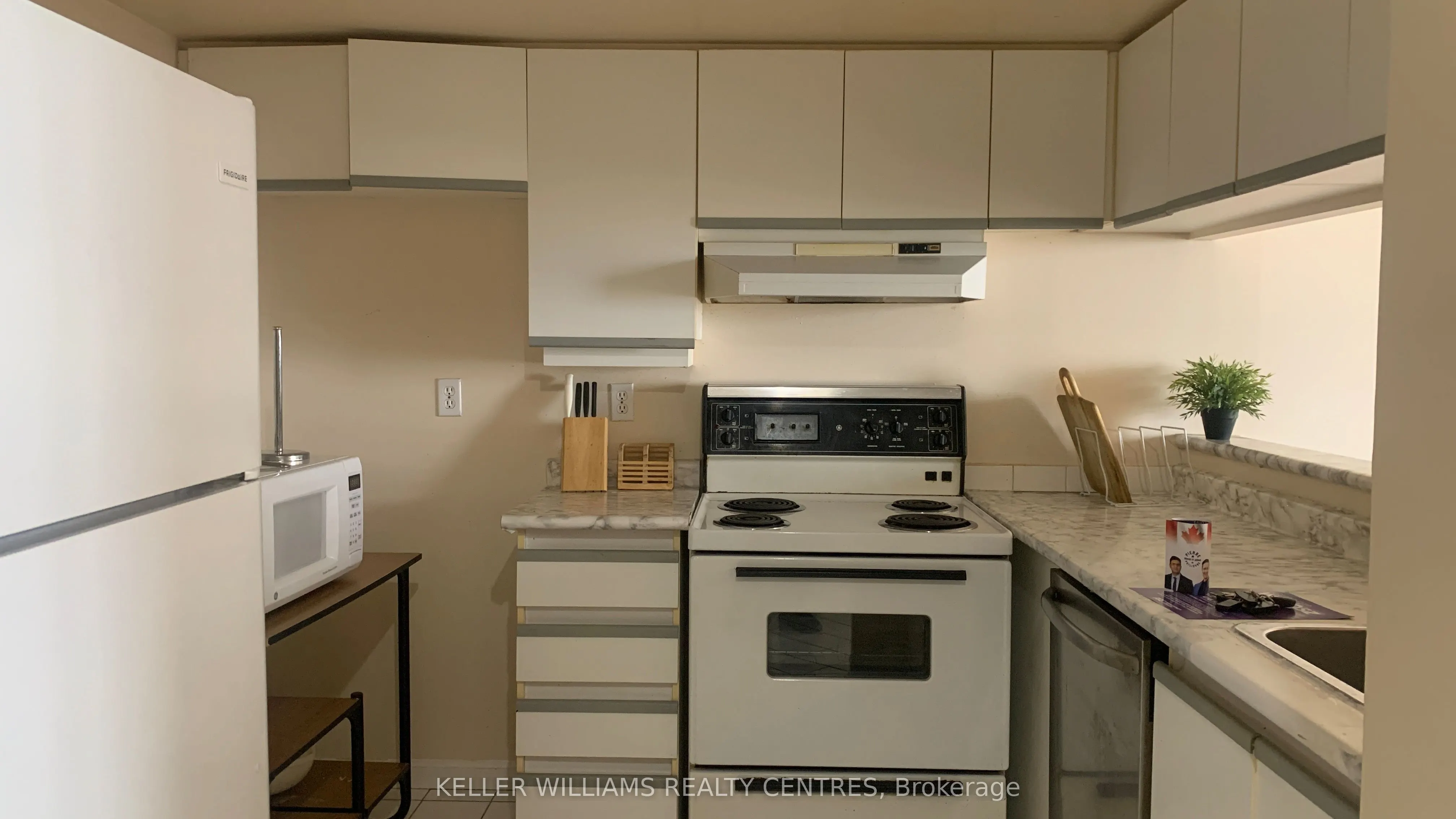 550 Webb Drive #1806