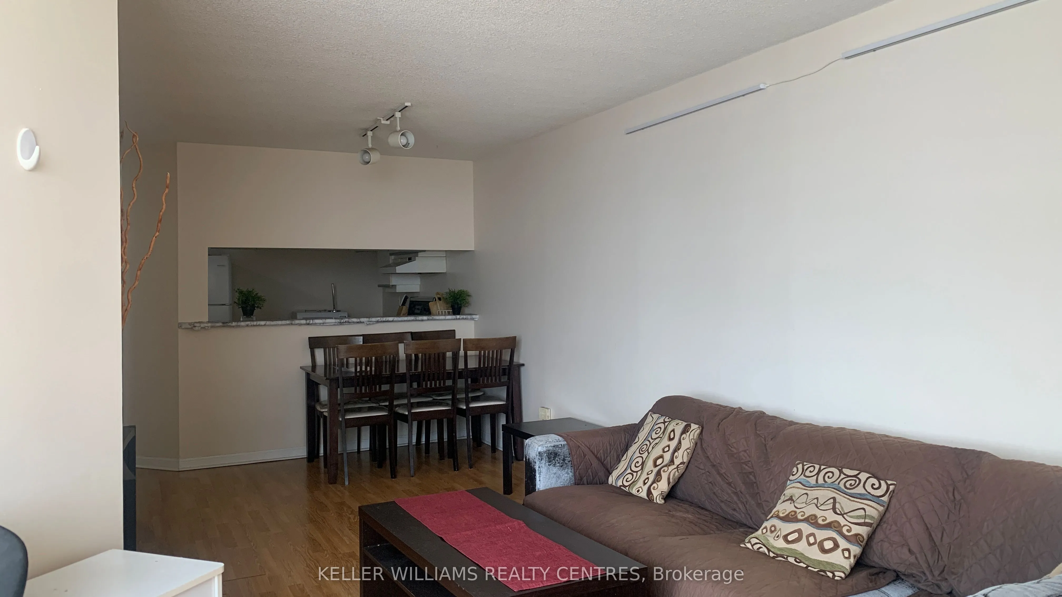 550 Webb Drive #1806