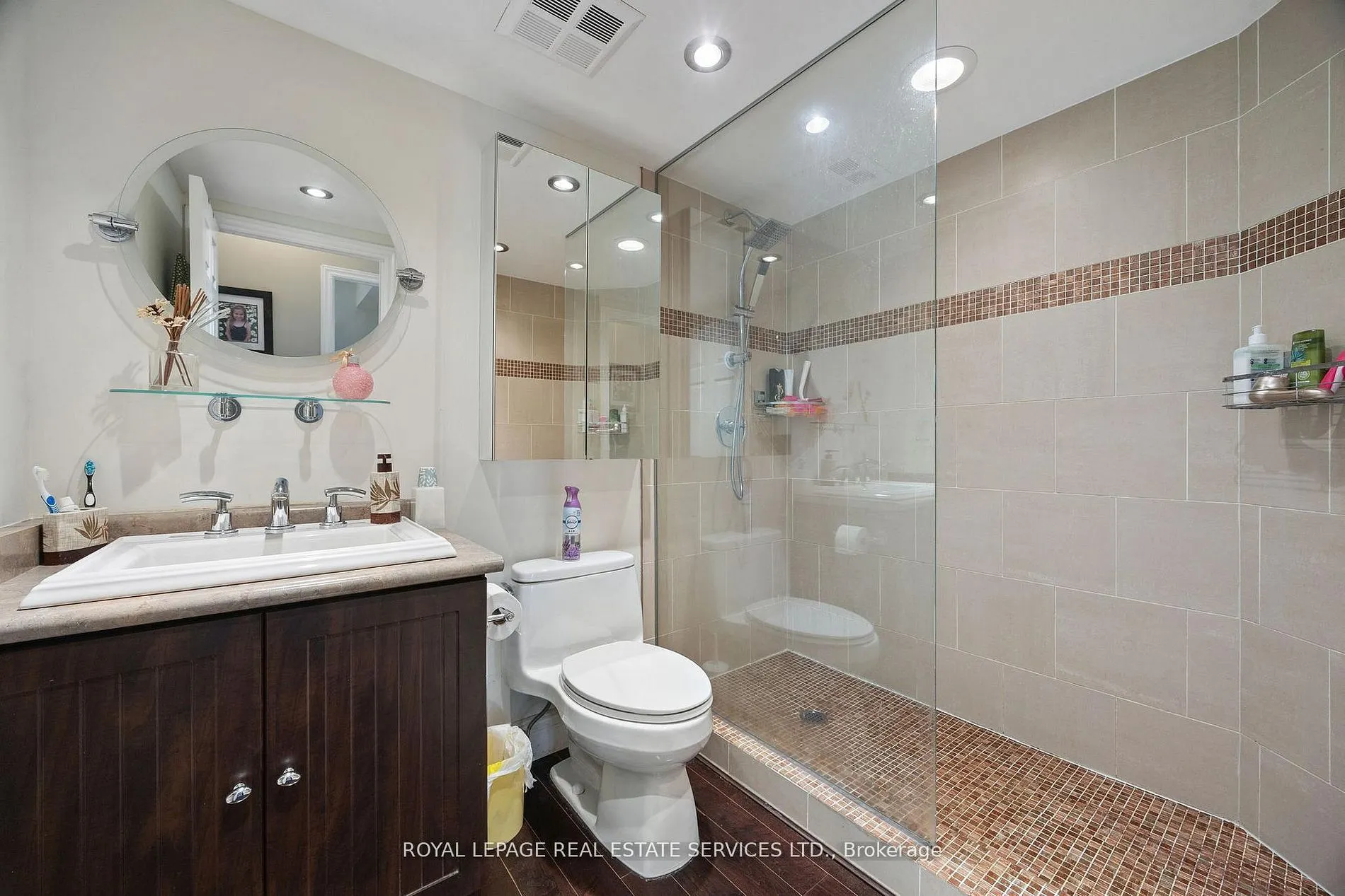 2261 Lake shore Boulevard W #1010
