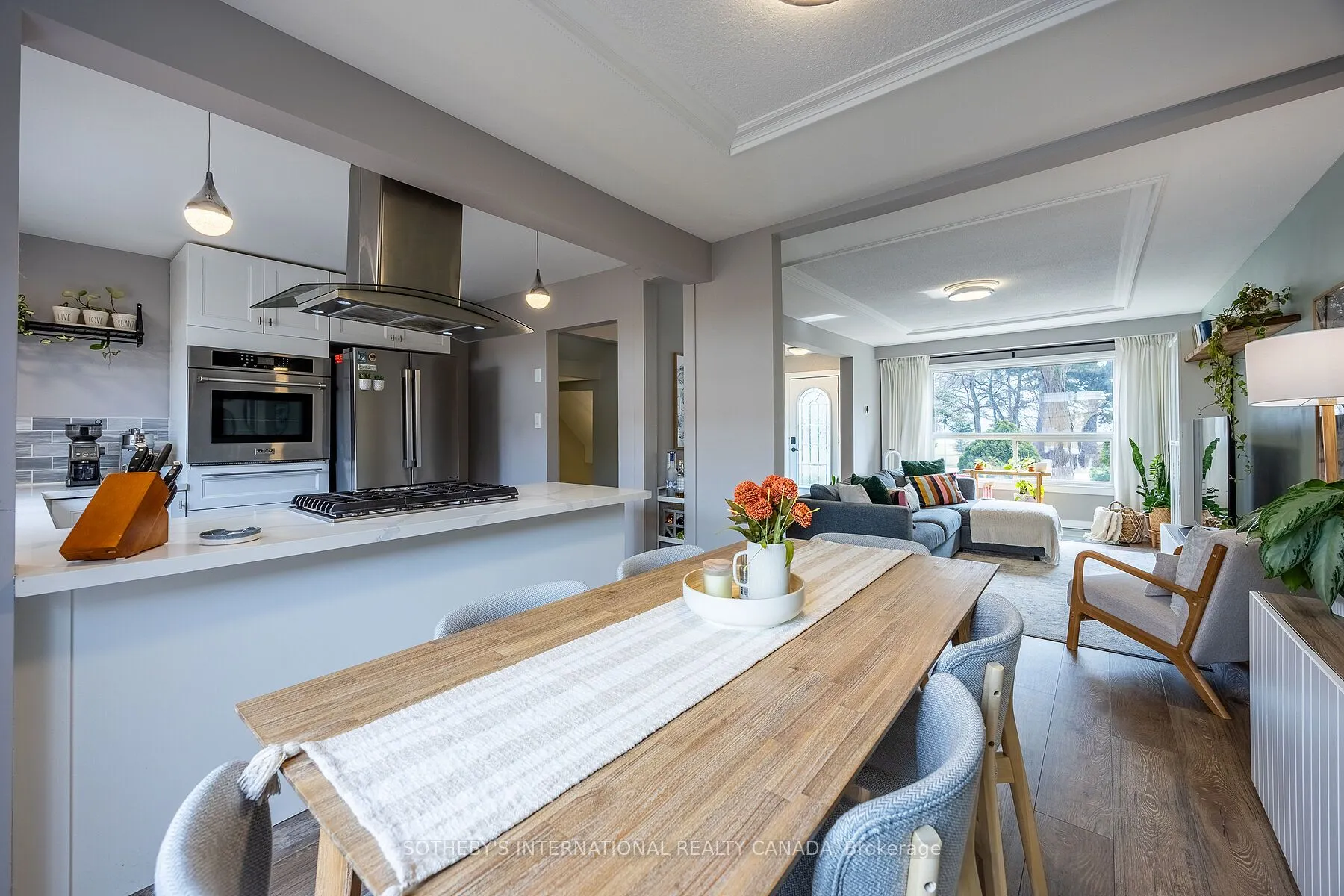5475 Lakeshore Road #113