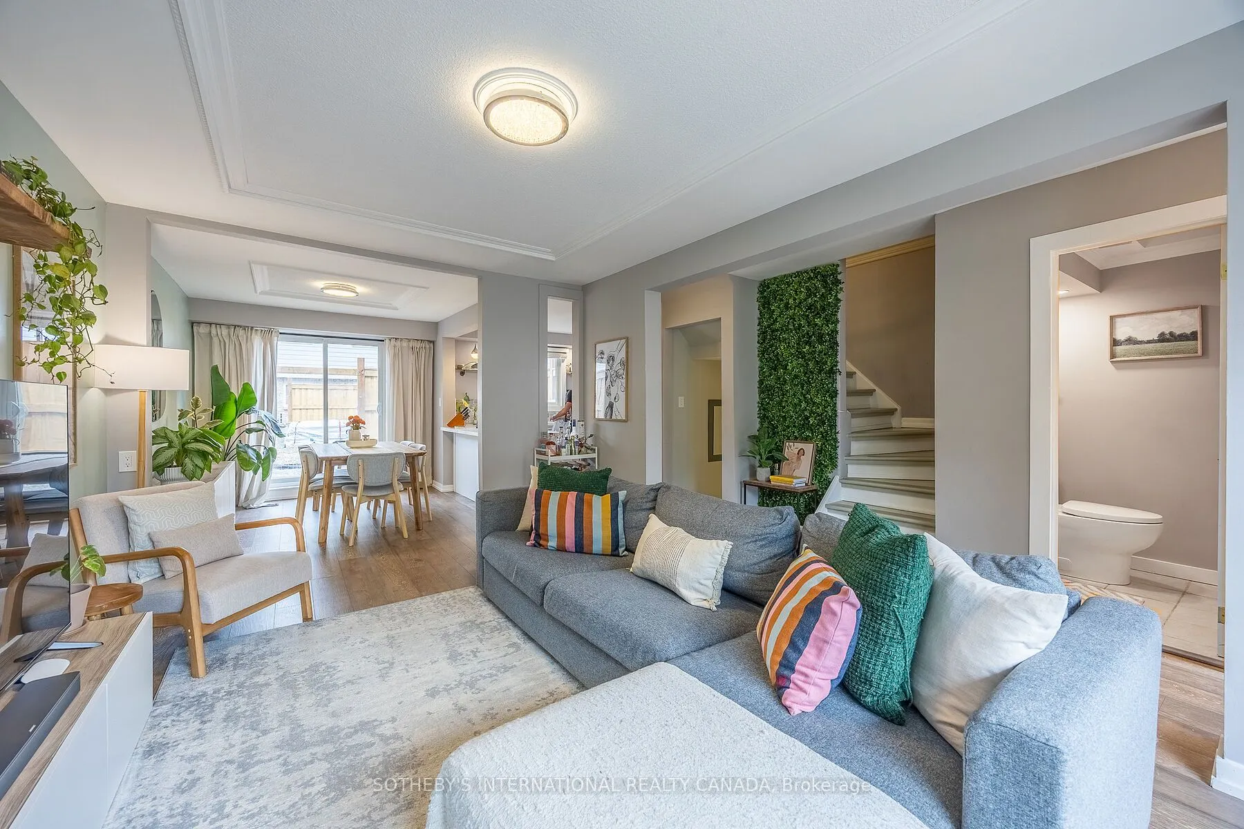 5475 Lakeshore Road #113