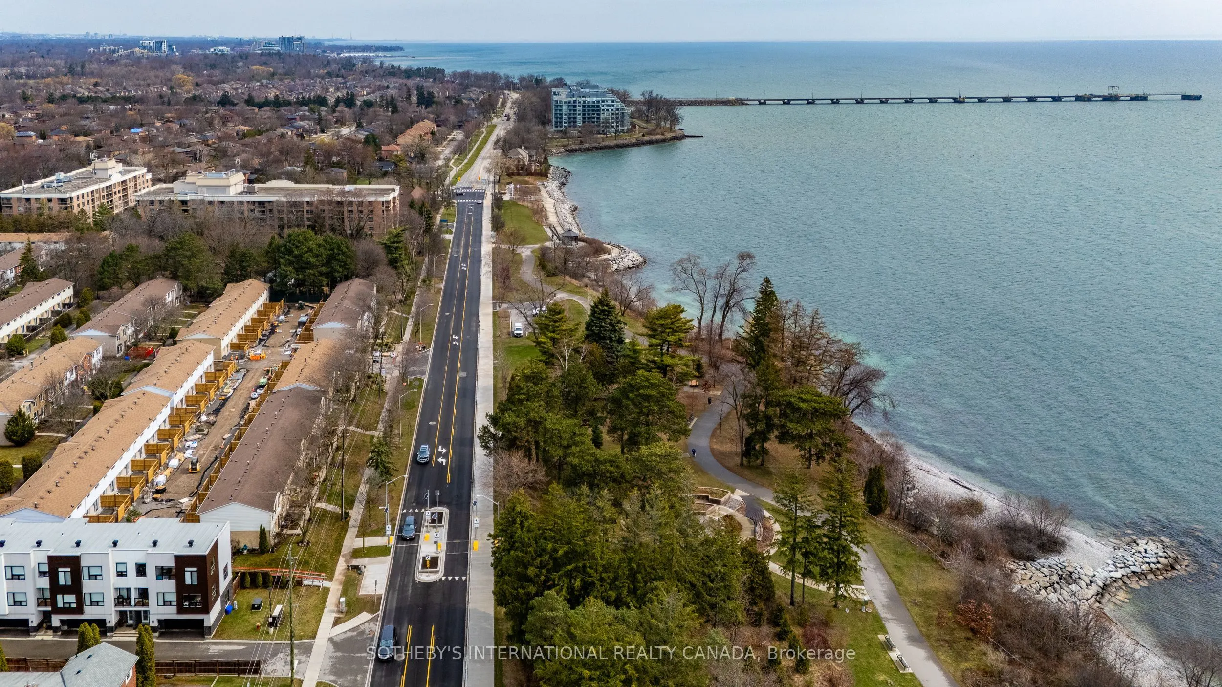 5475 Lakeshore Road #113