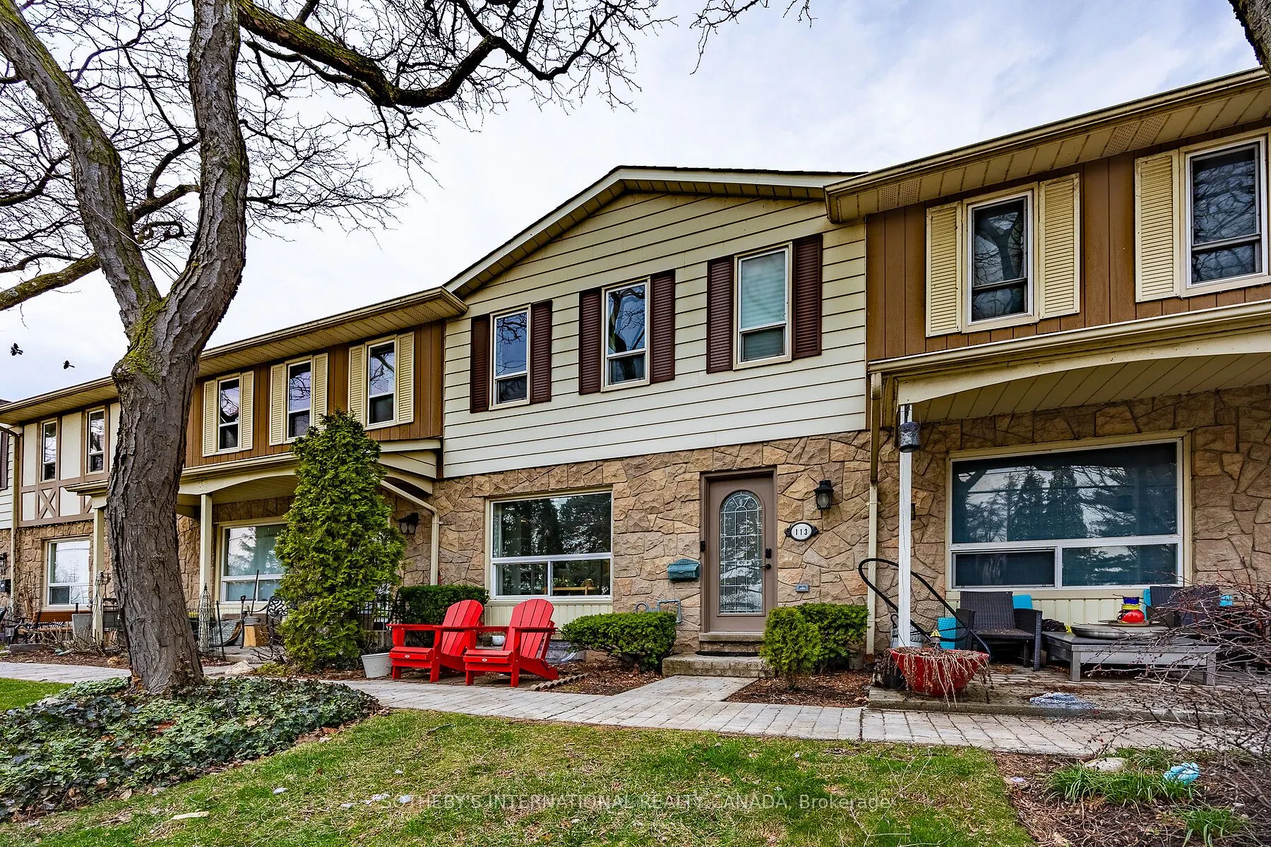 5475 Lakeshore Road #113