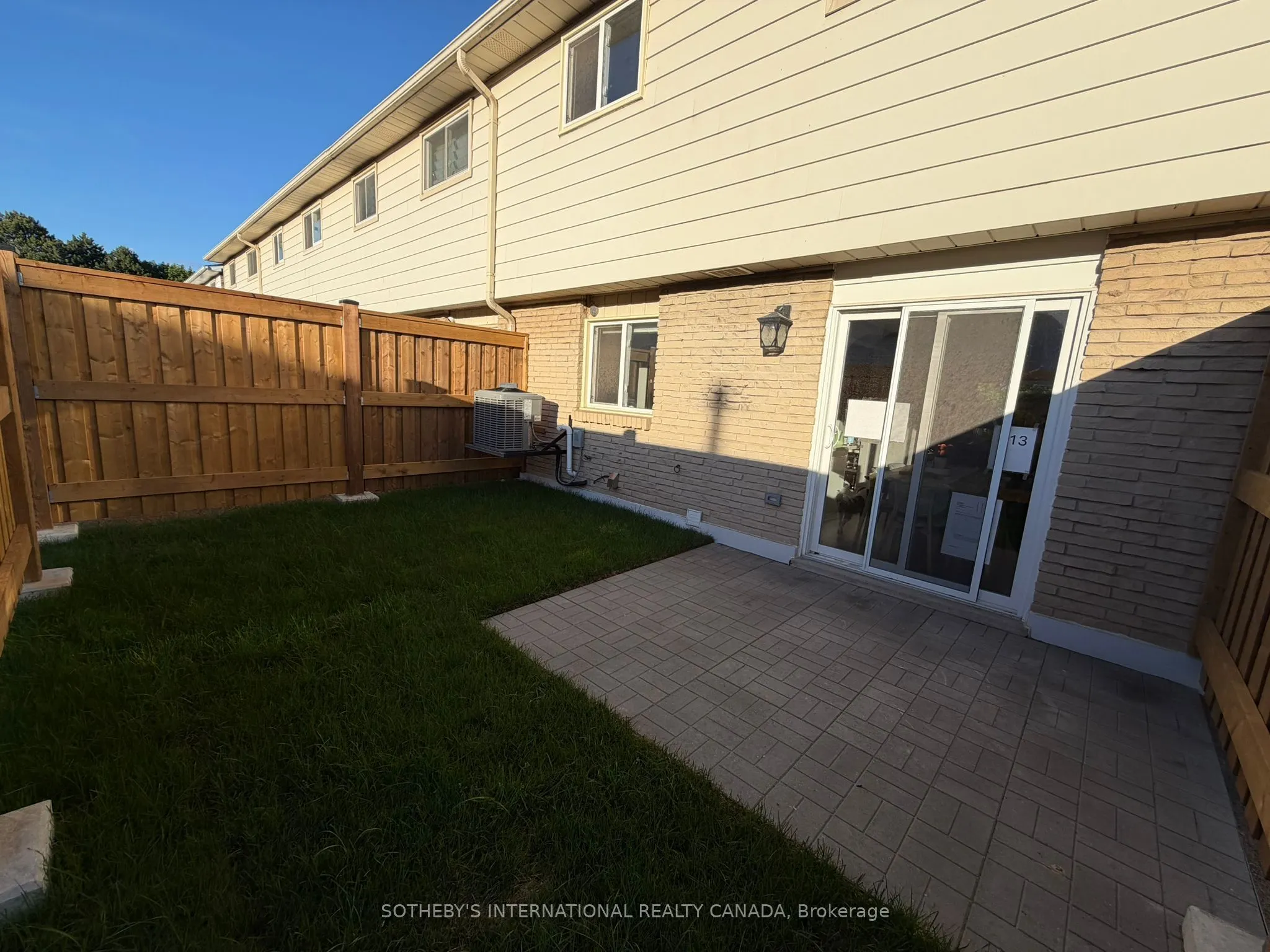 5475 Lakeshore Road #113