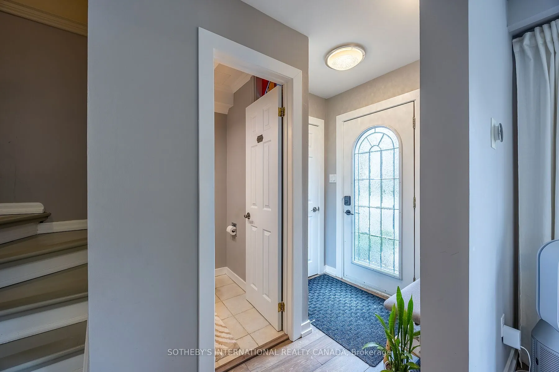 5475 Lakeshore Road #113