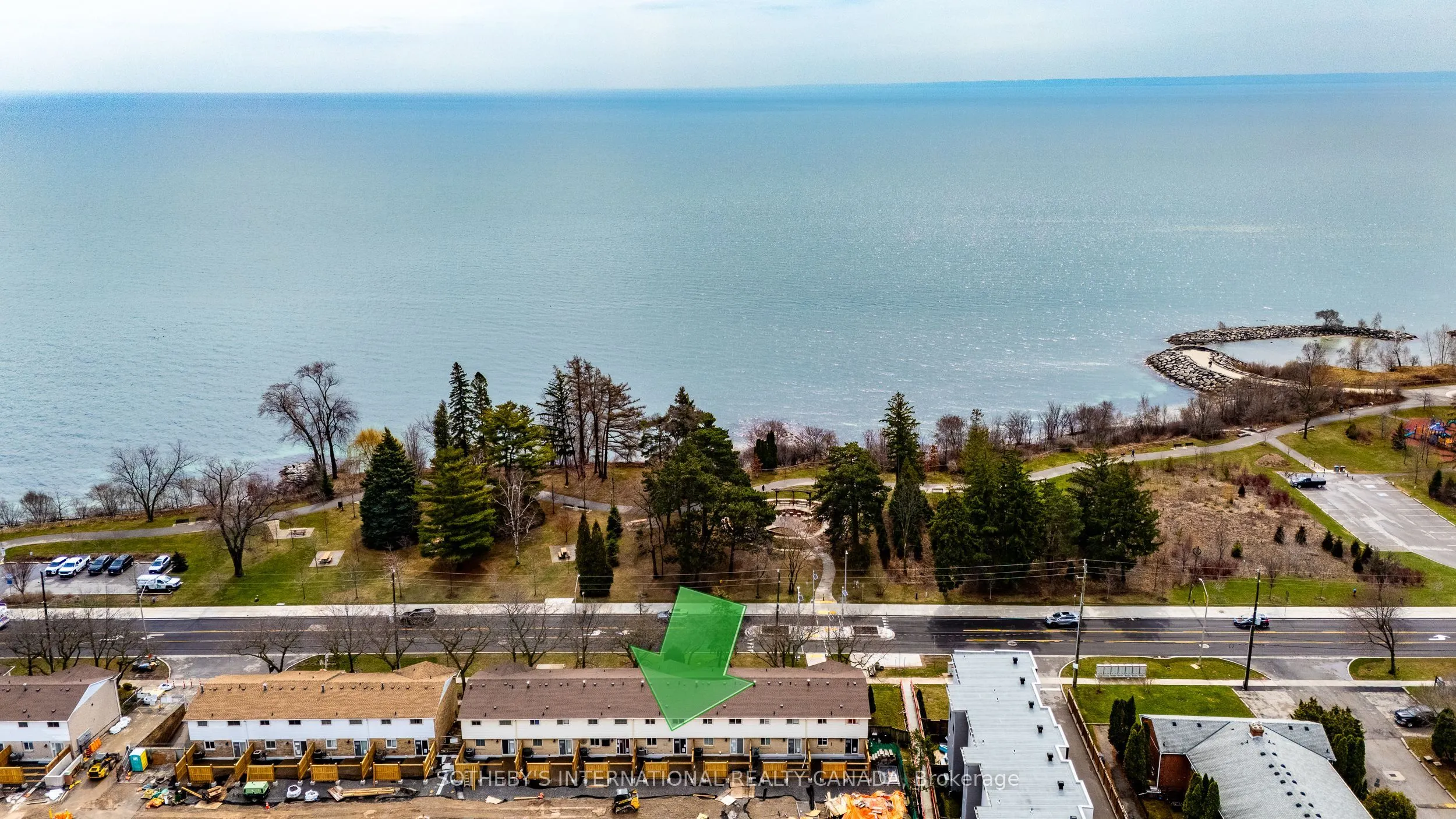 5475 Lakeshore Road #113