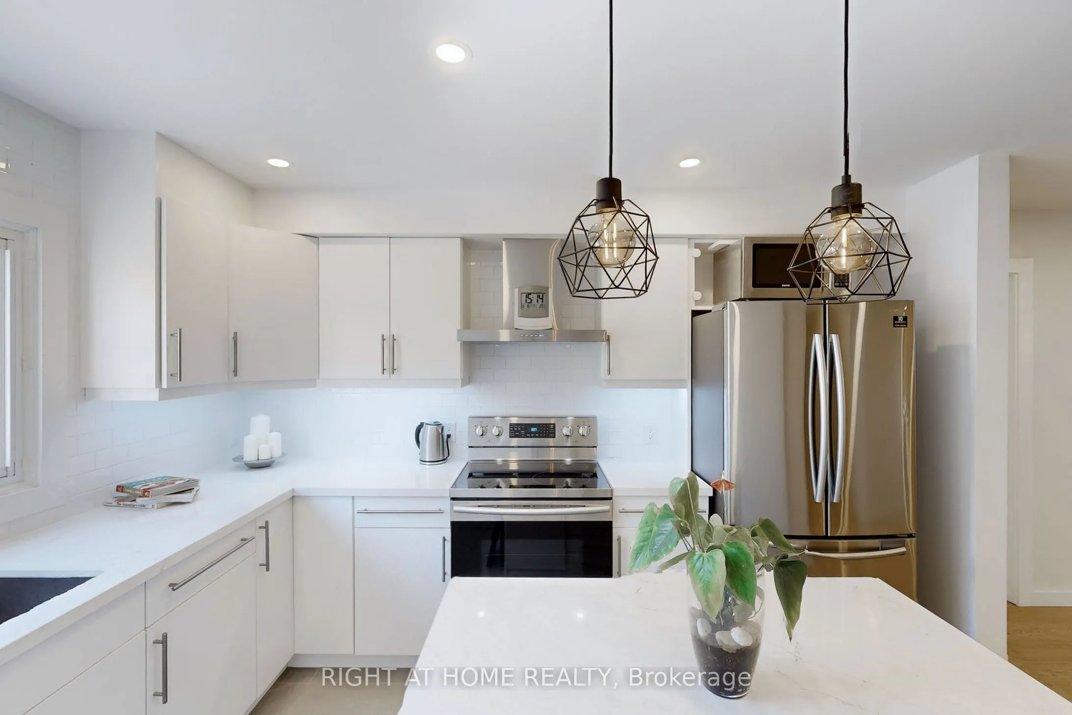 400 Bloor Street #6
