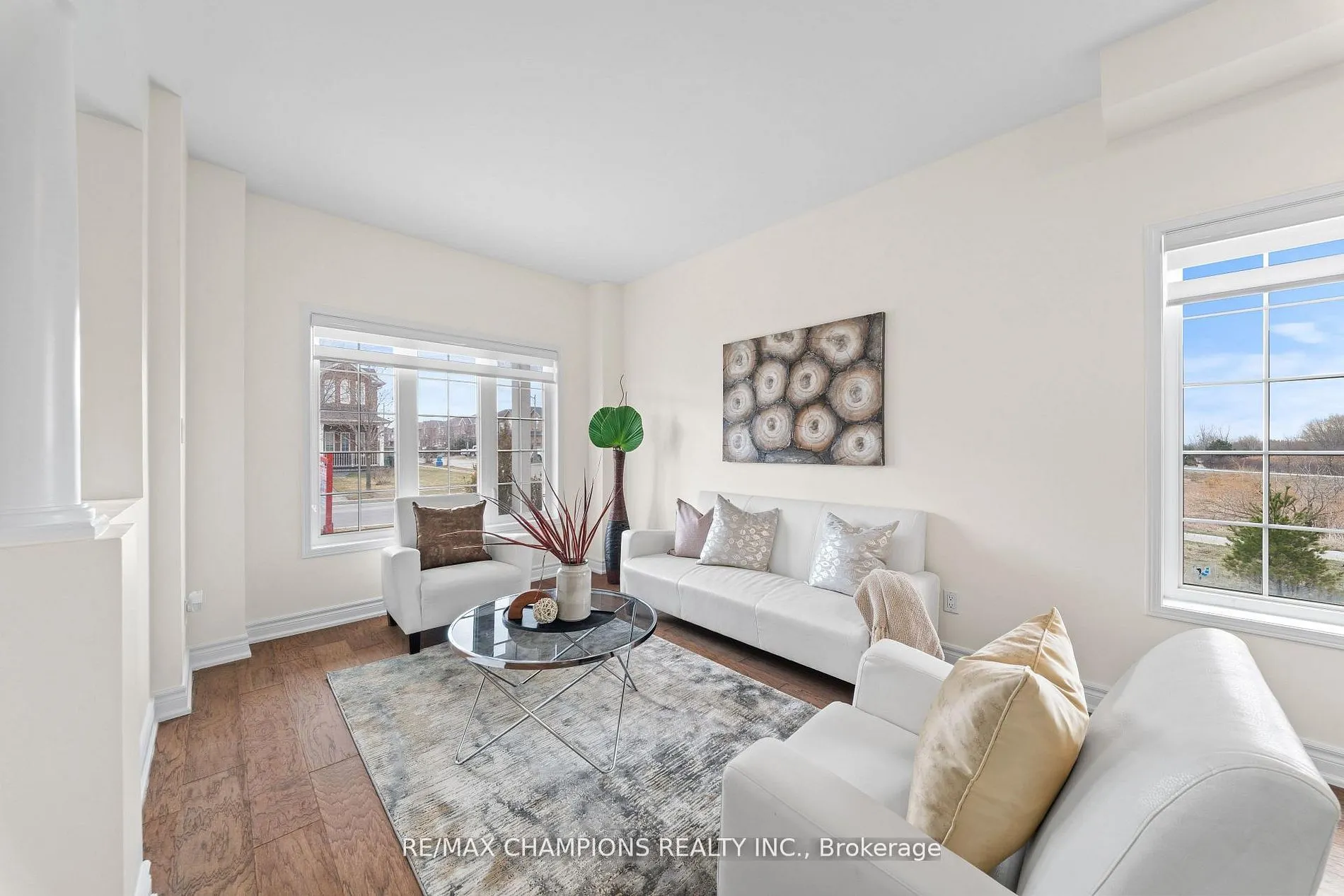 42 Abbotsbury Drive