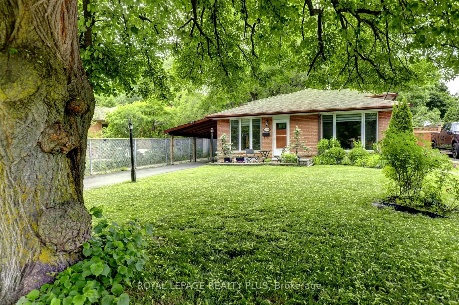 2694 Truscott Drive