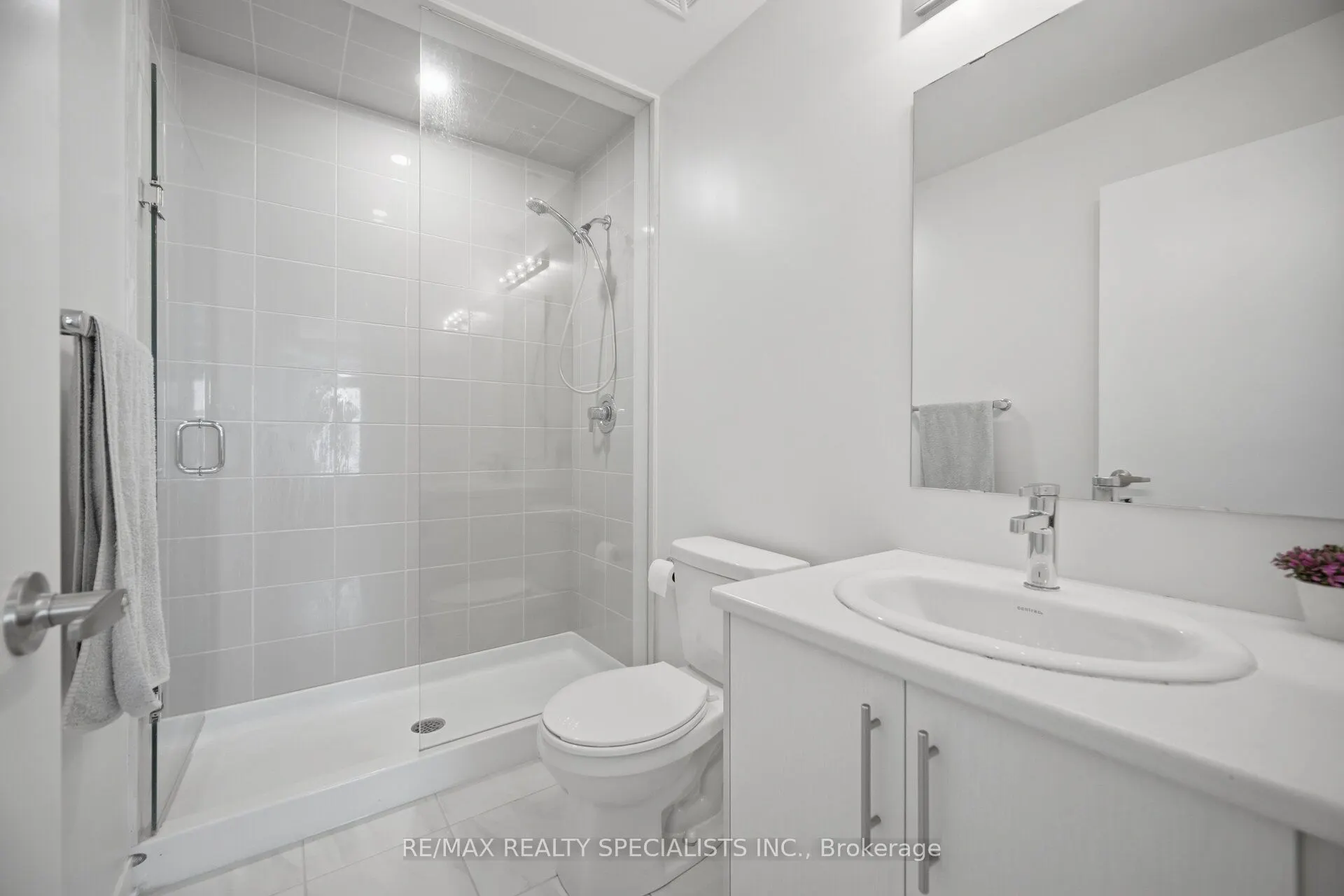 3405 Ridgeway Drive #21