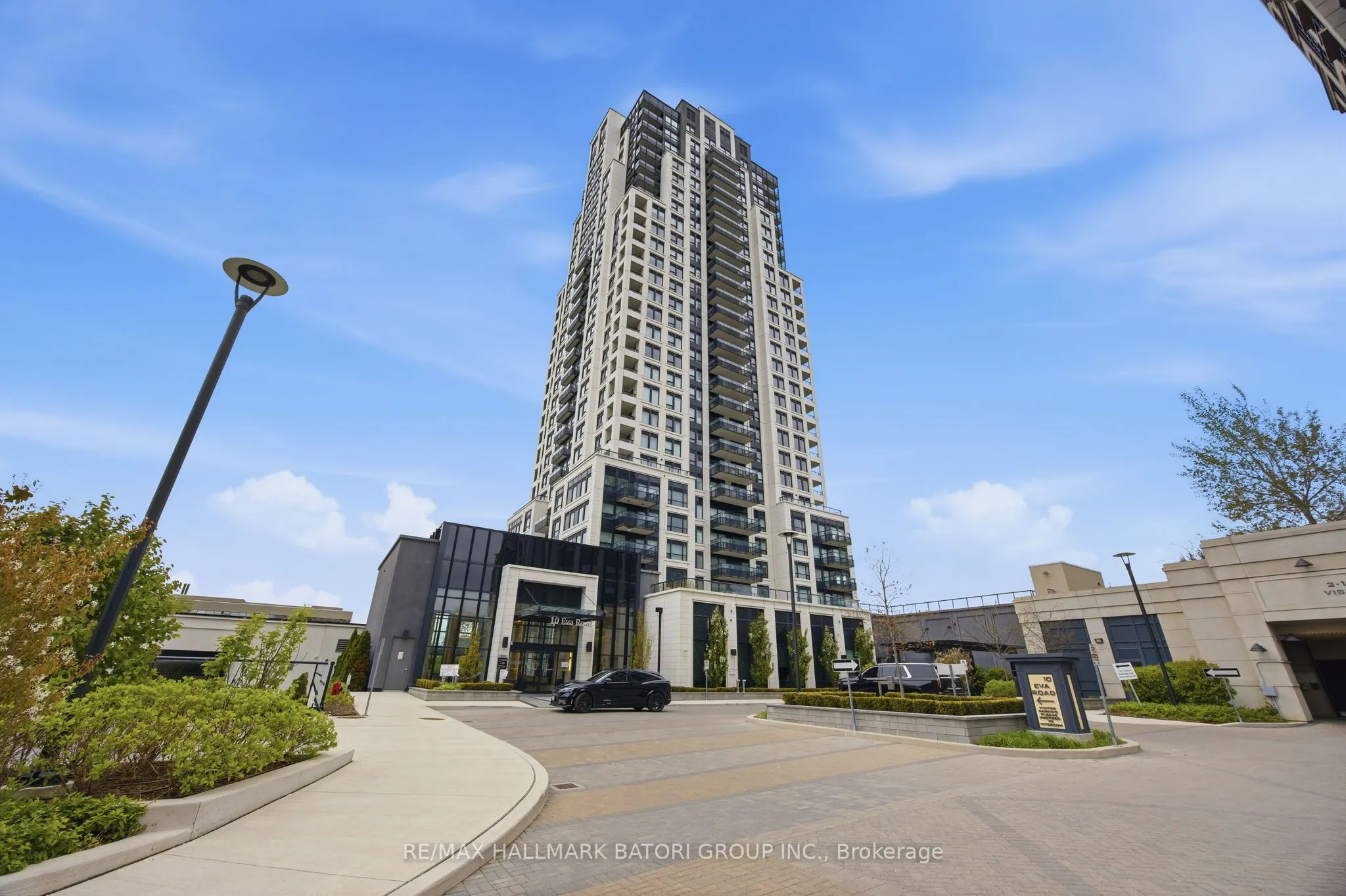 10 Eva Road #1505
