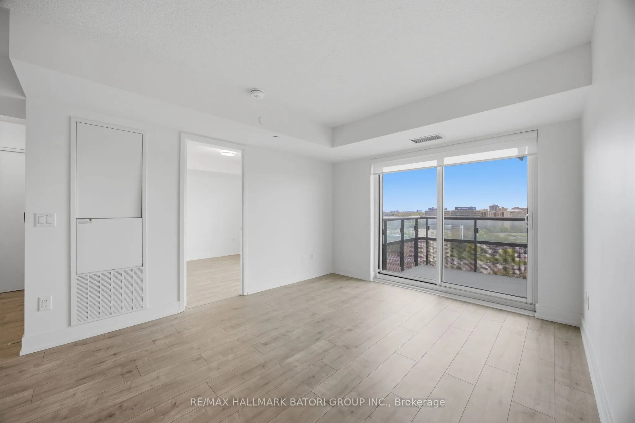 10 Eva Road #1505