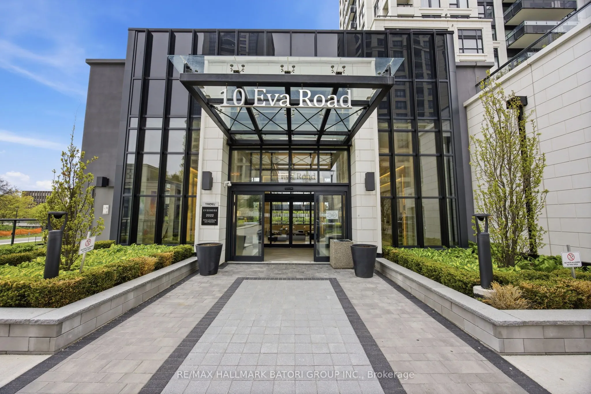 10 Eva Road #1505