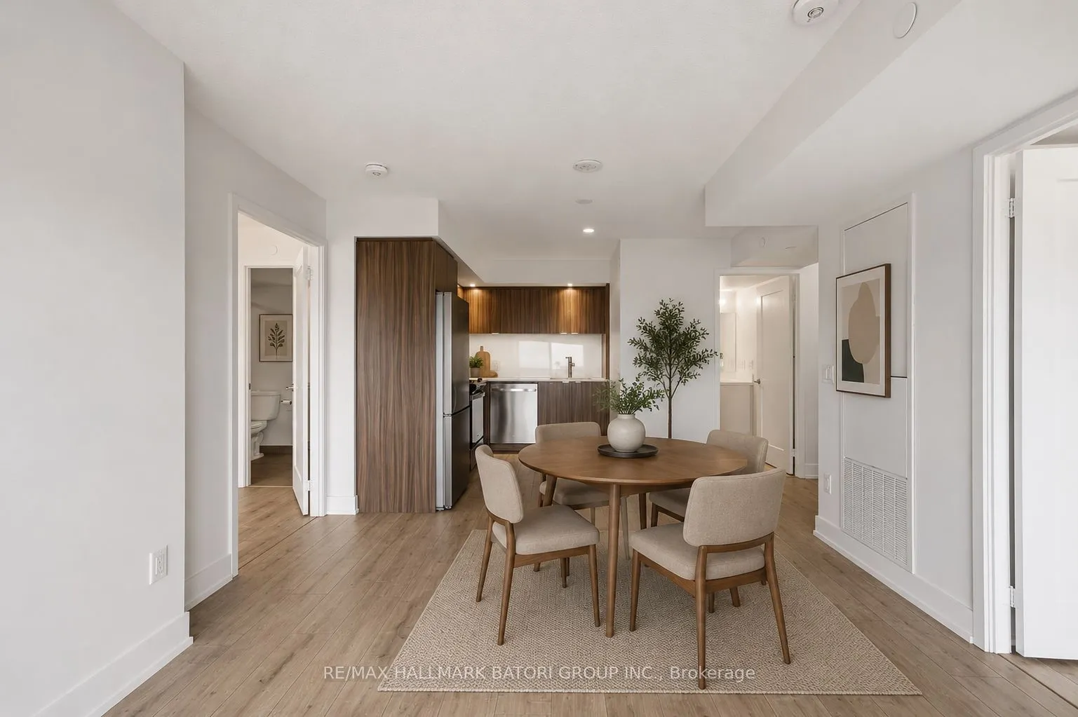 10 Eva Road #1505