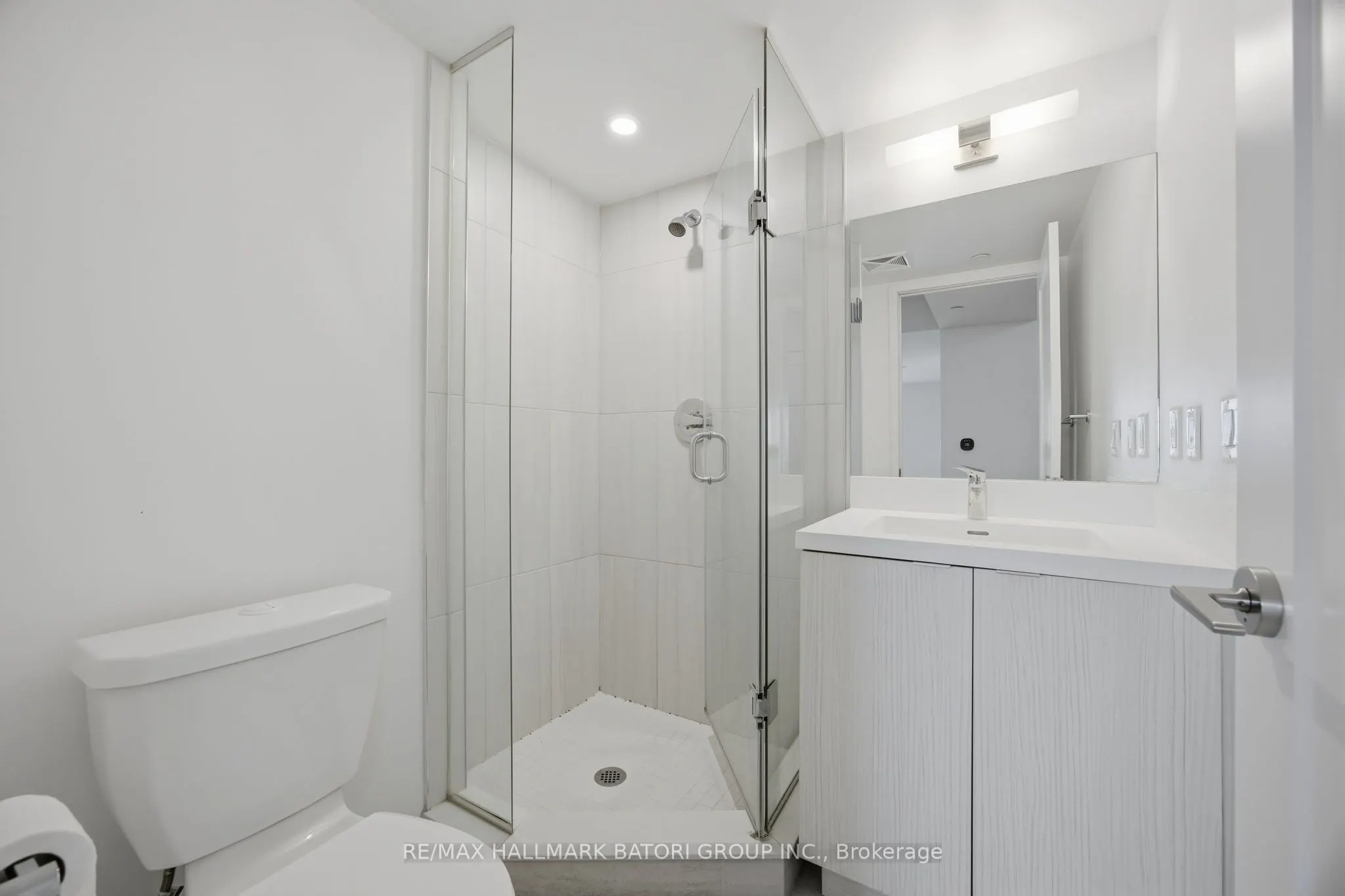 10 Eva Road #1505