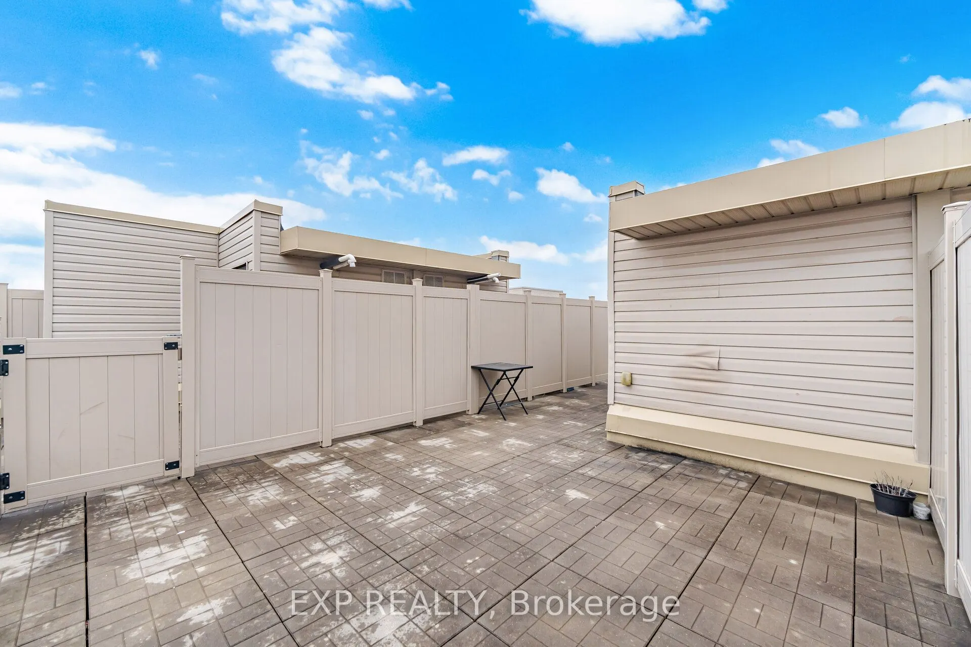 60 Winston Park Boulevard #66