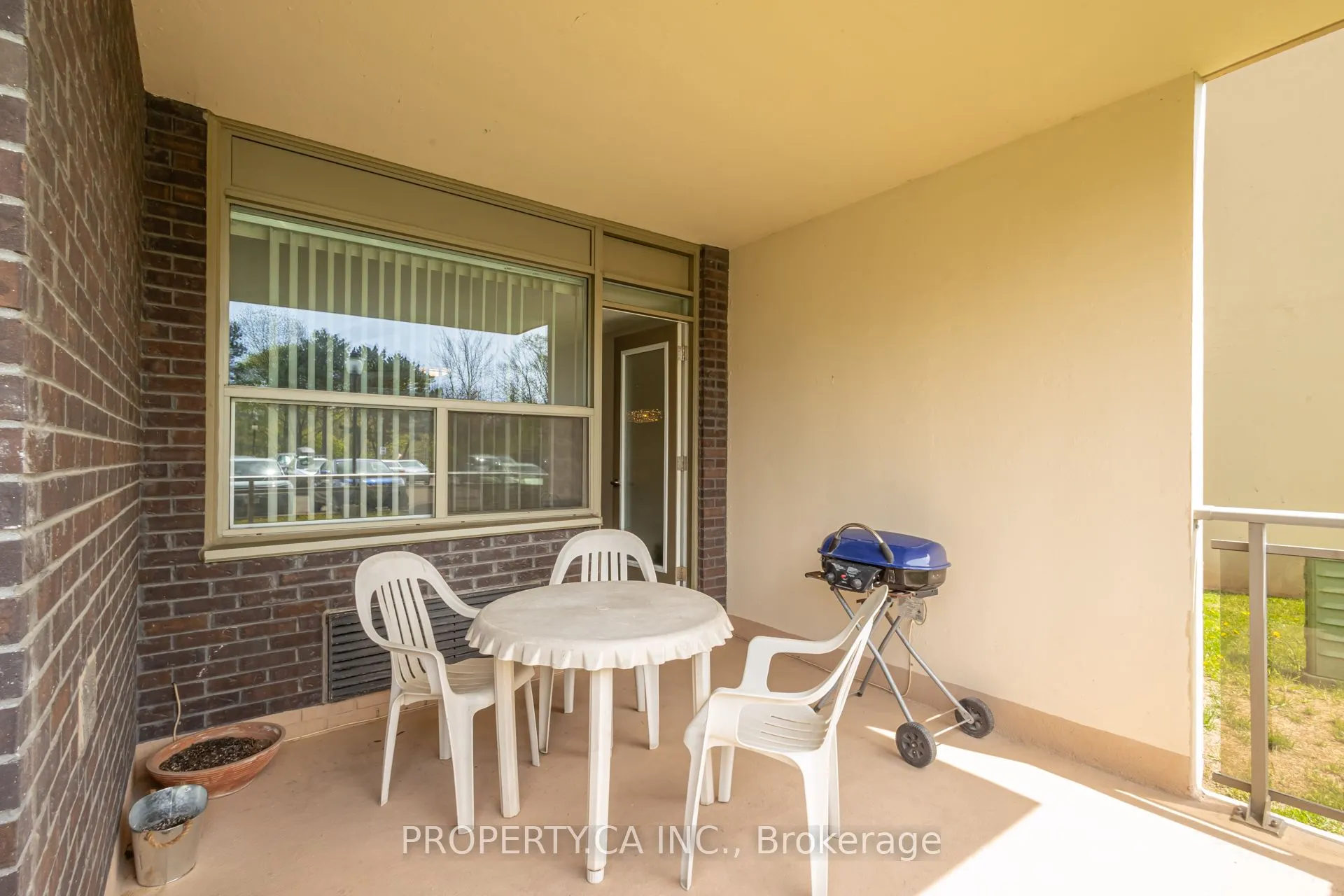 966 Inverhouse Drive #109