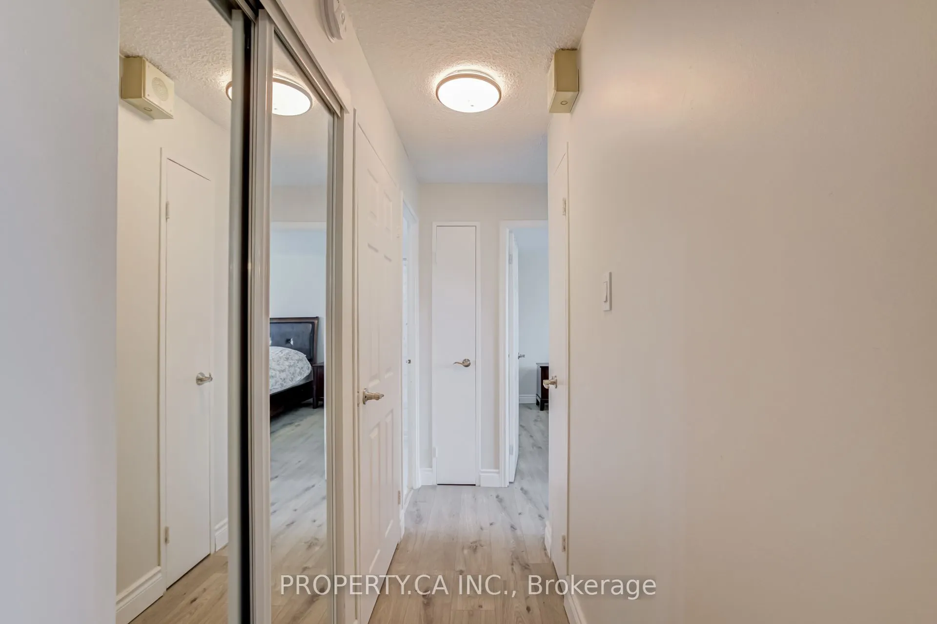966 Inverhouse Drive #109