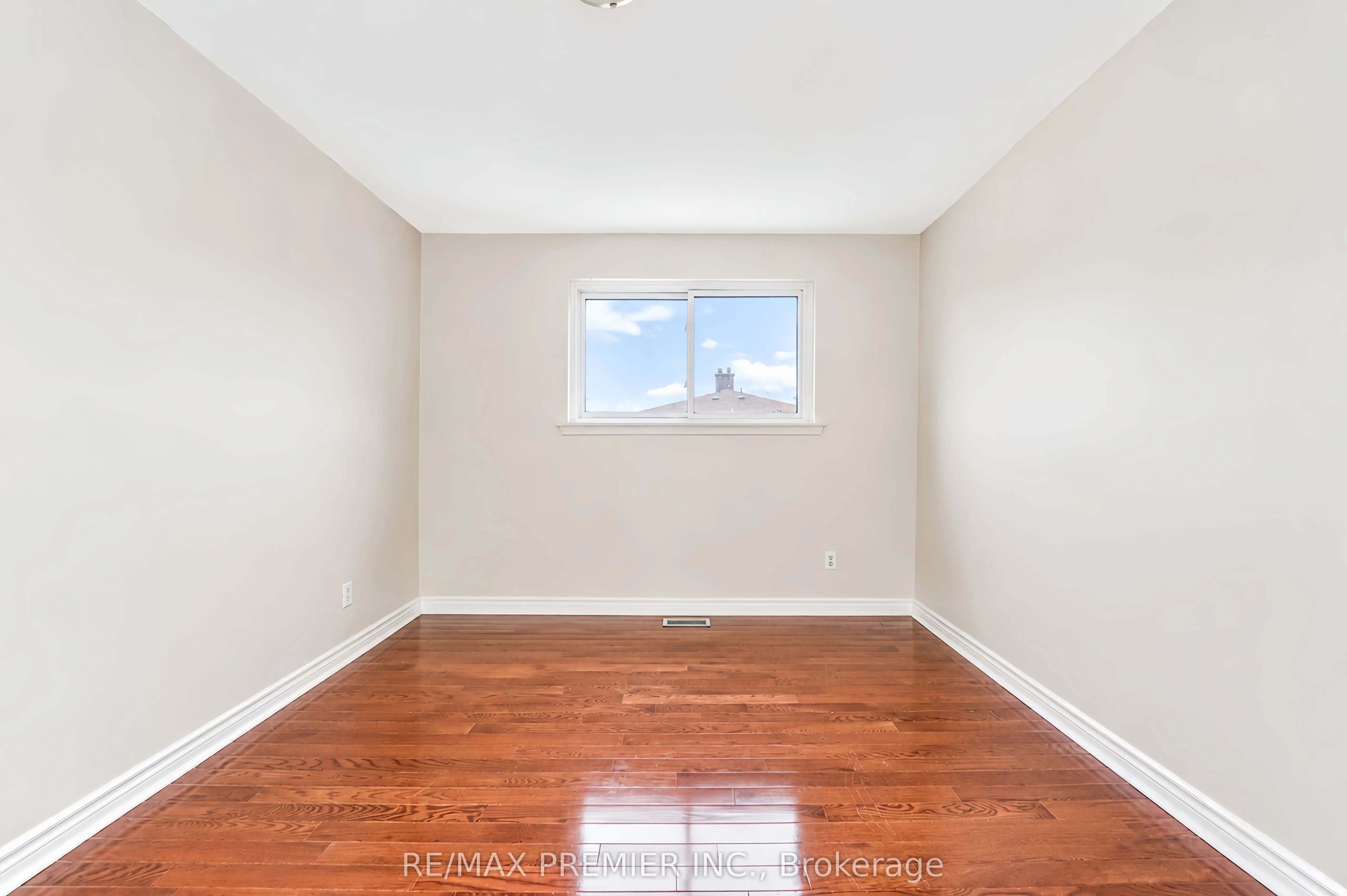 14 Yatescastle Drive
