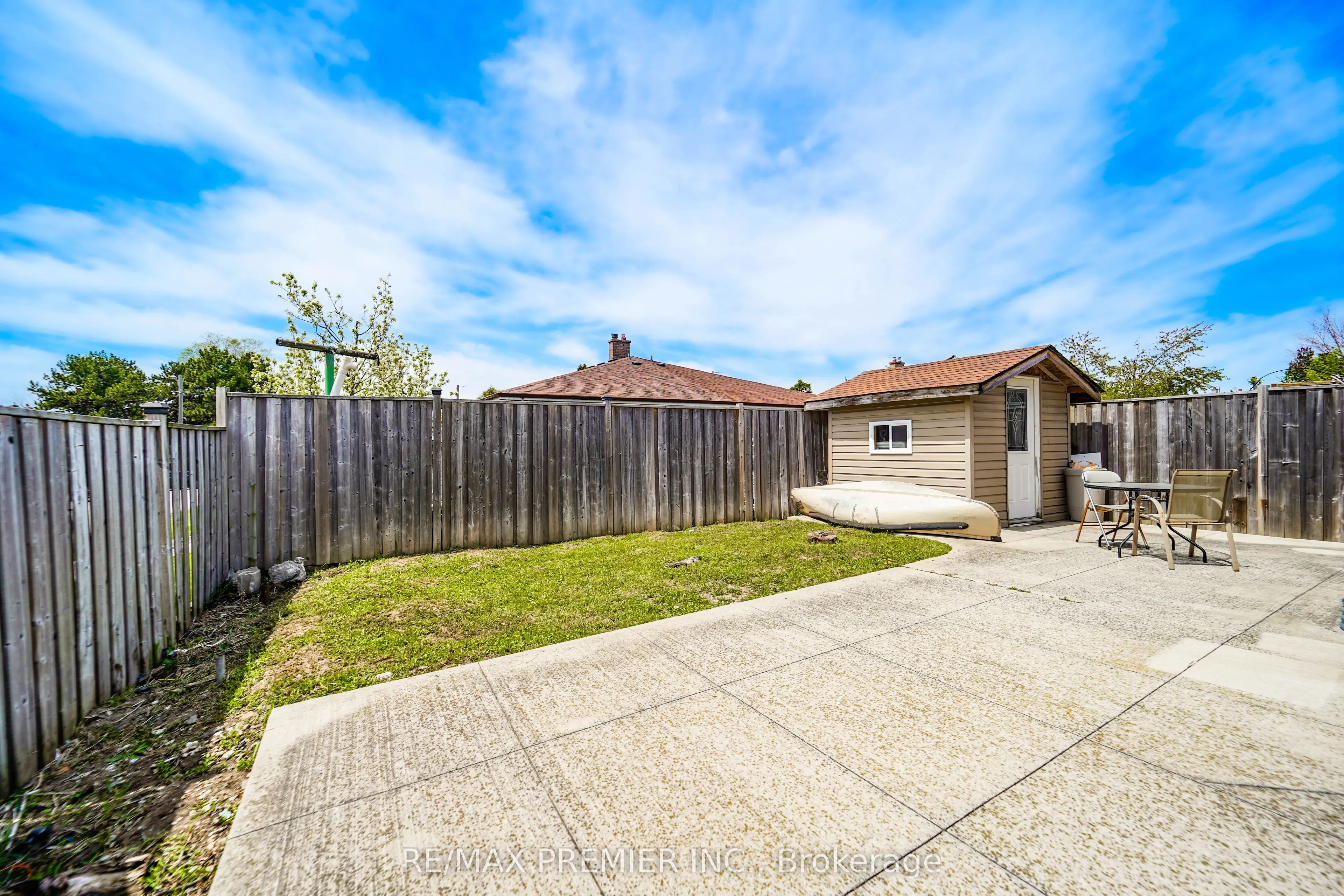 14 Yatescastle Drive